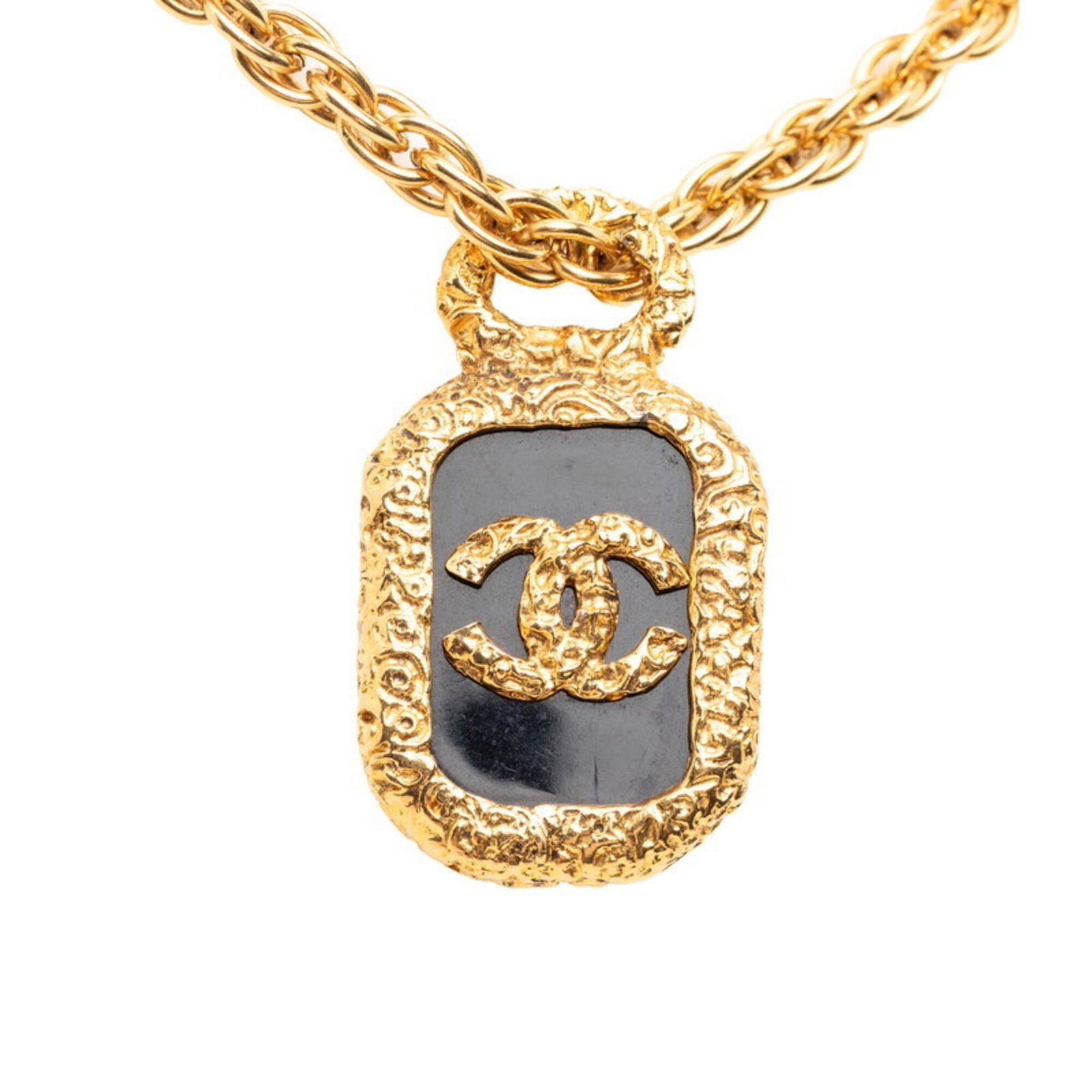 Chanel Coco Mark Logo Plate Chain Pendant Necklace Gold And Black Plated Women'S.: Chanel Coco Mark Logo Plate Chain Pendant Necklace Gold And Black Plated Women'S. Gold and black plated, the Chanel Coco Mark Logo Plate Chain Pendant Necklace boasts sleek design with a striking