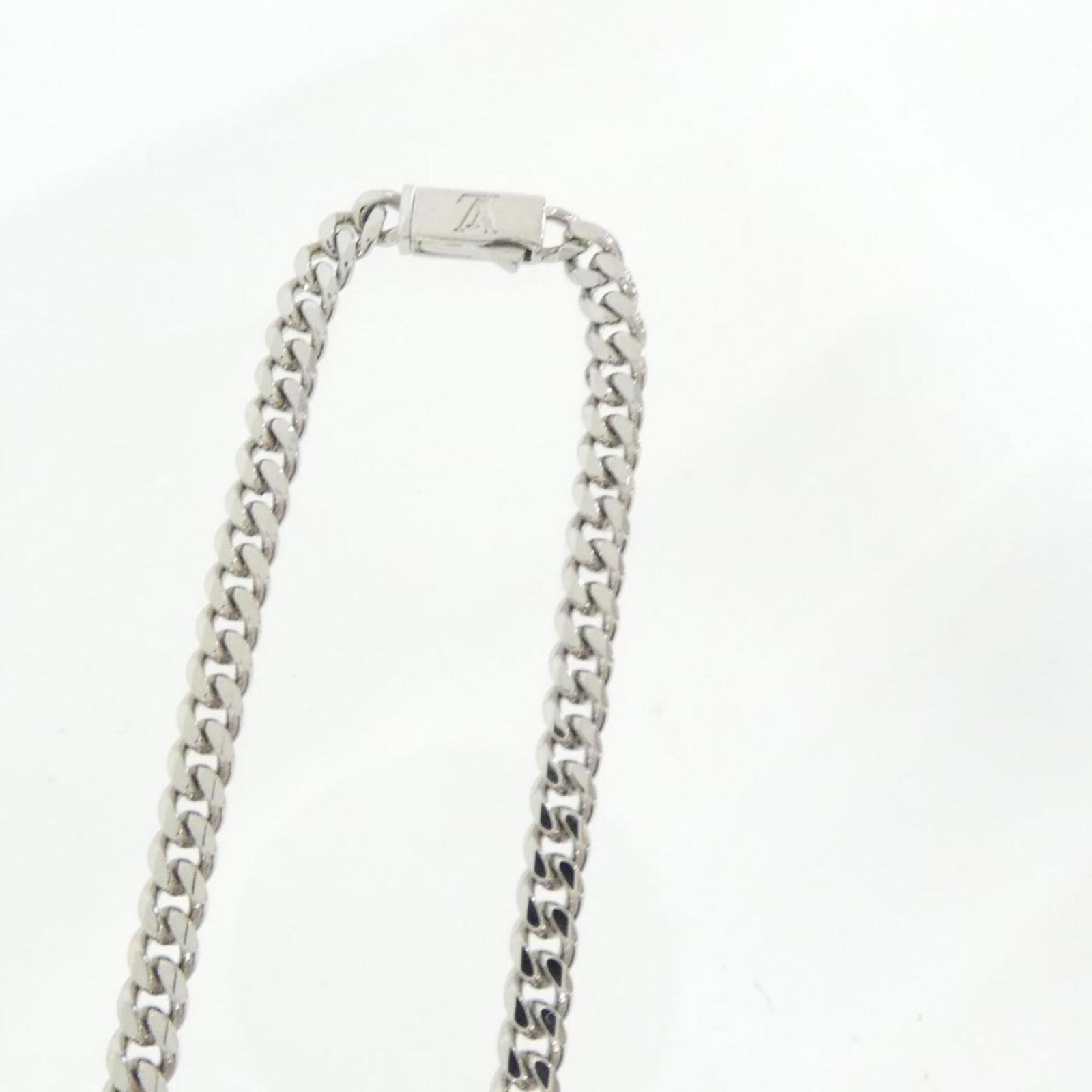 Monogram Low Necklace from Louis Vuitton - 3