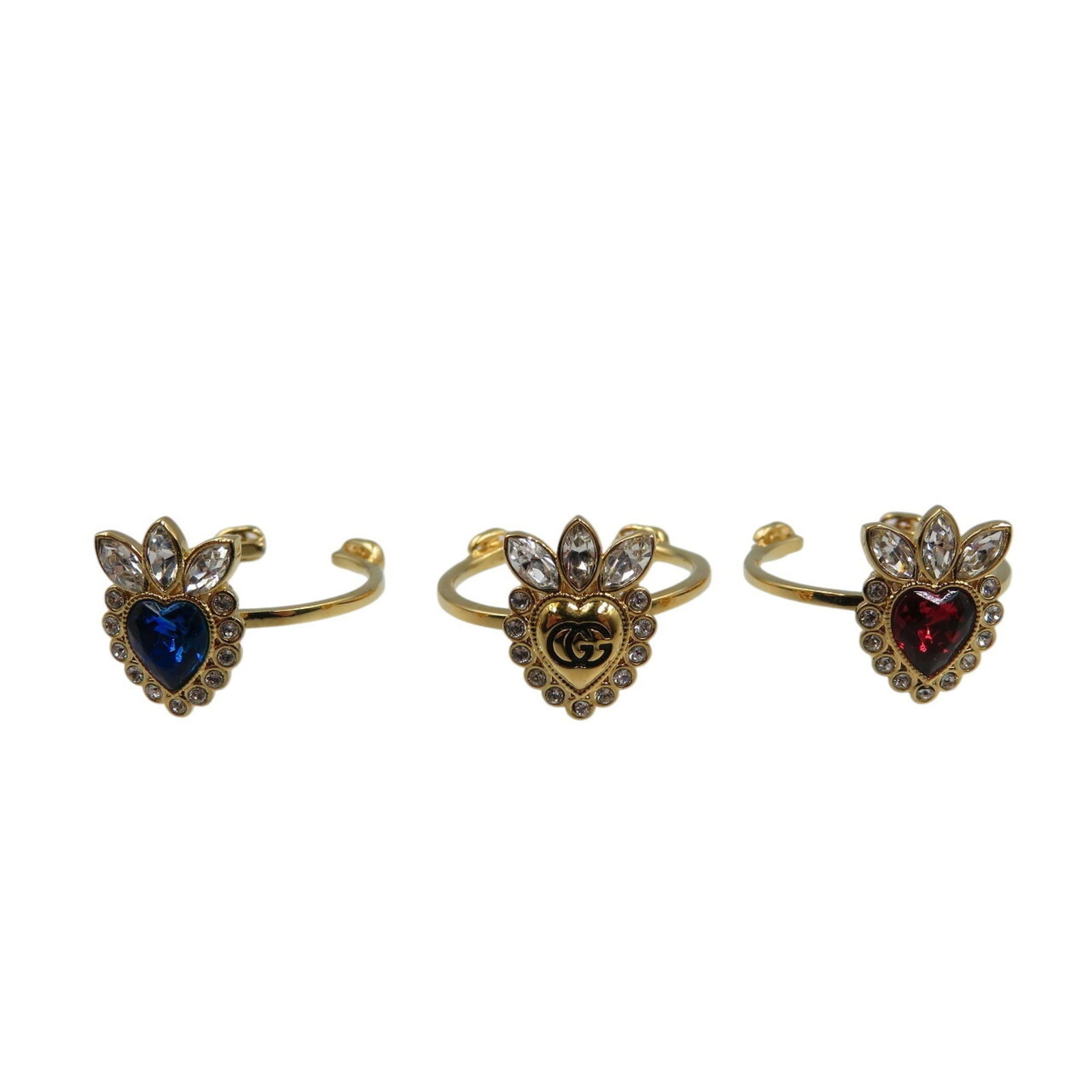 Ring Gold Band Gucci: Ring Gold Band Gucci Gold plating and sleek design make this Gucci band ring a stylish addition to any jewelry collection. The XXXS size fits comfortably, and the included dust bag provides