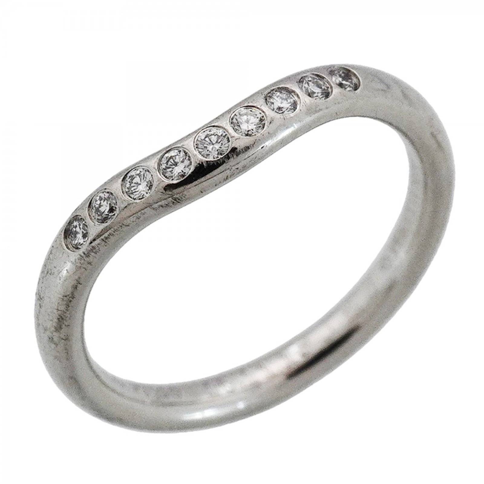 Tiffany platinum ring band: Tiffany platinum ring band Platinum ring band from Tiffany, featuring a diamond stone and available in US size 3.5 and JP size 5.5. This 950 platinum piece showcases a beautiful diamond accent,
