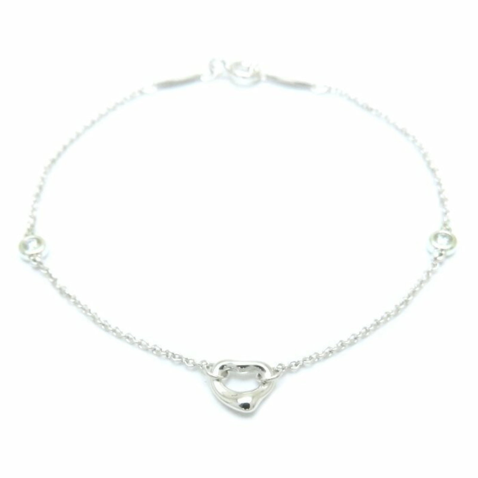 Charm bracelet silver 925: Charm bracelet silver 925 Silver 925 charm bracelet with a diamond stone, available in a 17.5cm length and presented in a box. This charm bracelet features silver material and comes with a box as an a