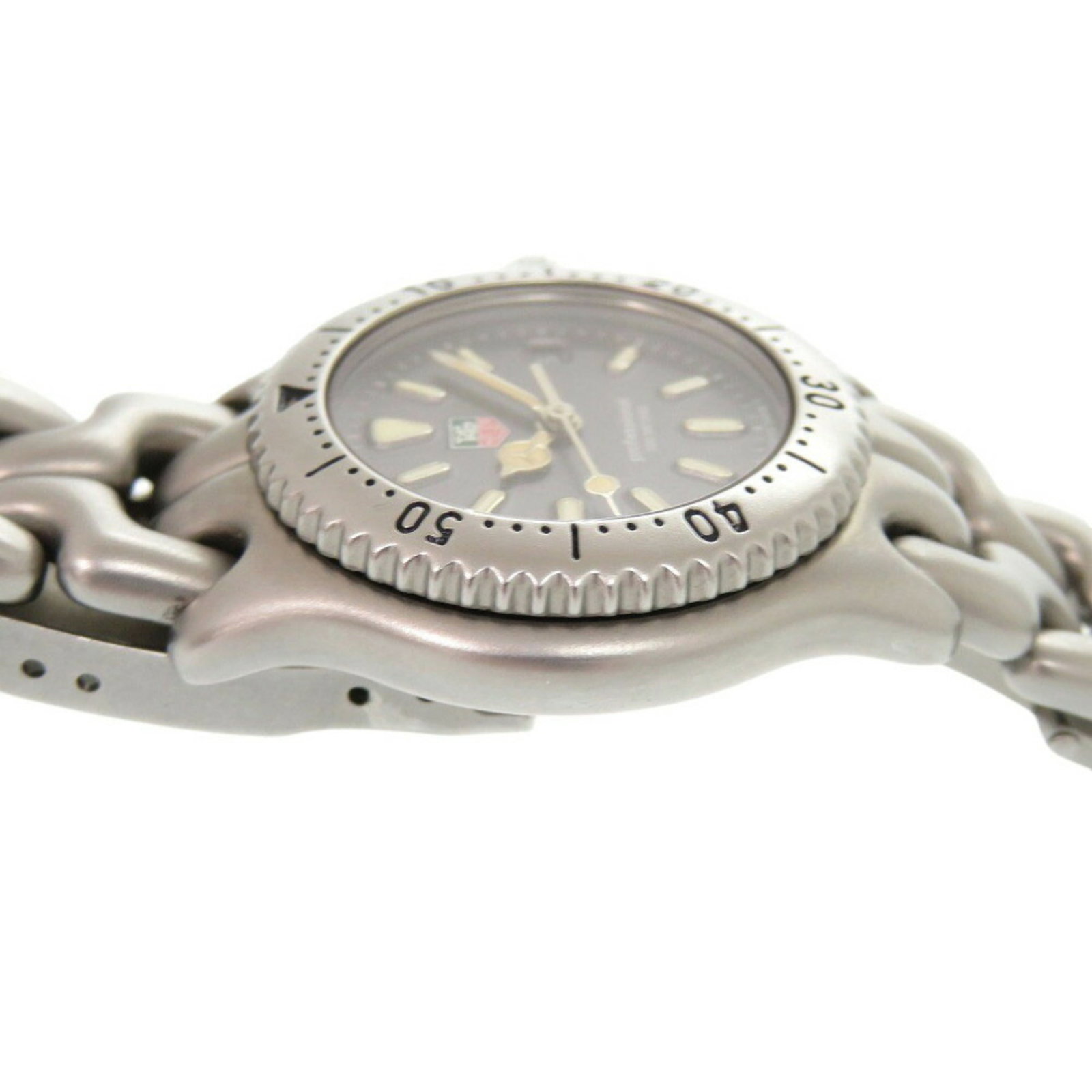 Wristwatch From Tag - 10