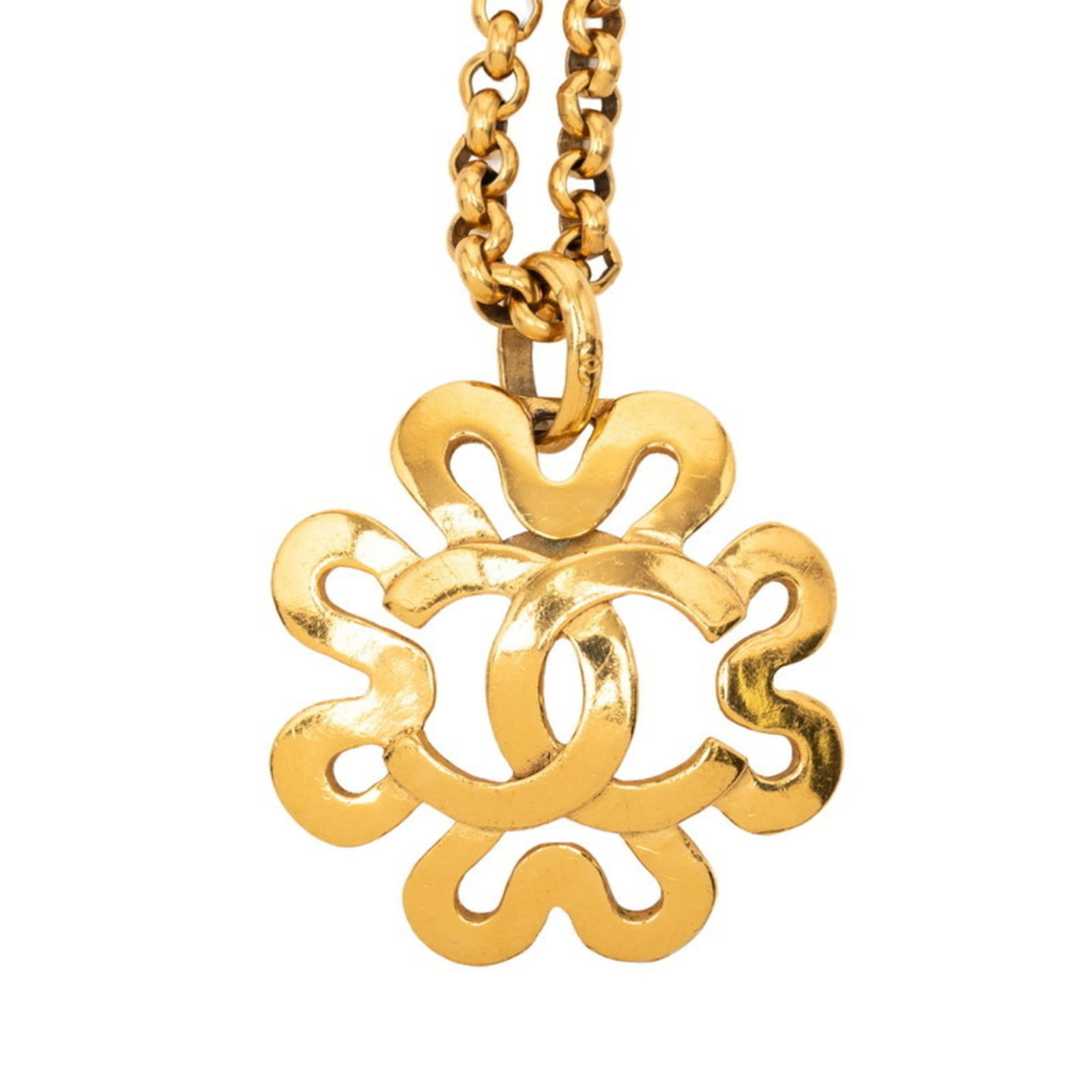 Coco Chanel Women'S Necklace Gold Plated Vintage Mark Chain: Coco Chanel Women'S Necklace Gold Plated Vintage Mark Chain Gold Plated Vintage Chanel Necklace with Mark Chain Design. This elegant necklace features a gold plated chain and pendant, measuring 58 cm