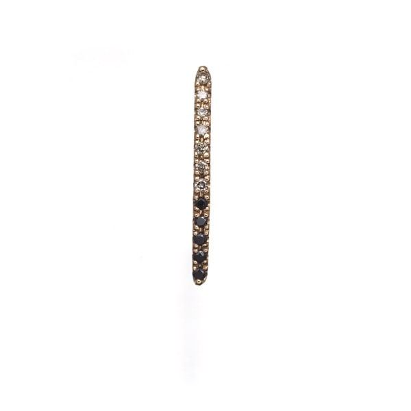 Hirotaka Single Earring Black&Clear Diamond Gossamer Short Bar 10K Yg: Hirotaka Single Earring Black&Clear Diamond Gossamer Short Bar 10K Yg Yellow gold stud earring featuring a 0.06ct black and clear diamond, carefully crafted in the Gossamer style with a short bar desi
