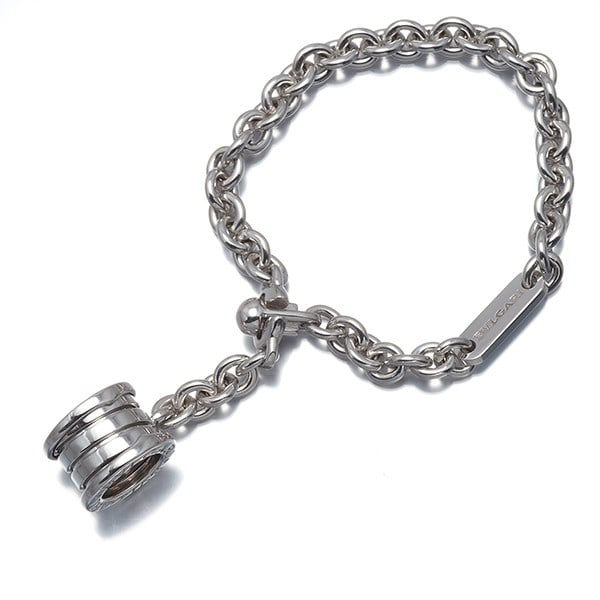Bvlgari Key Ring B.Zero1 925 Sterling Silver: Bvlgari Key Ring B.Zero1 925 Sterling Silver Sterling silver BVLGARI Key Ring B.Zero1 boasts sleek design and premium metal quality, measuring 104.6mm in total length with an inner chain