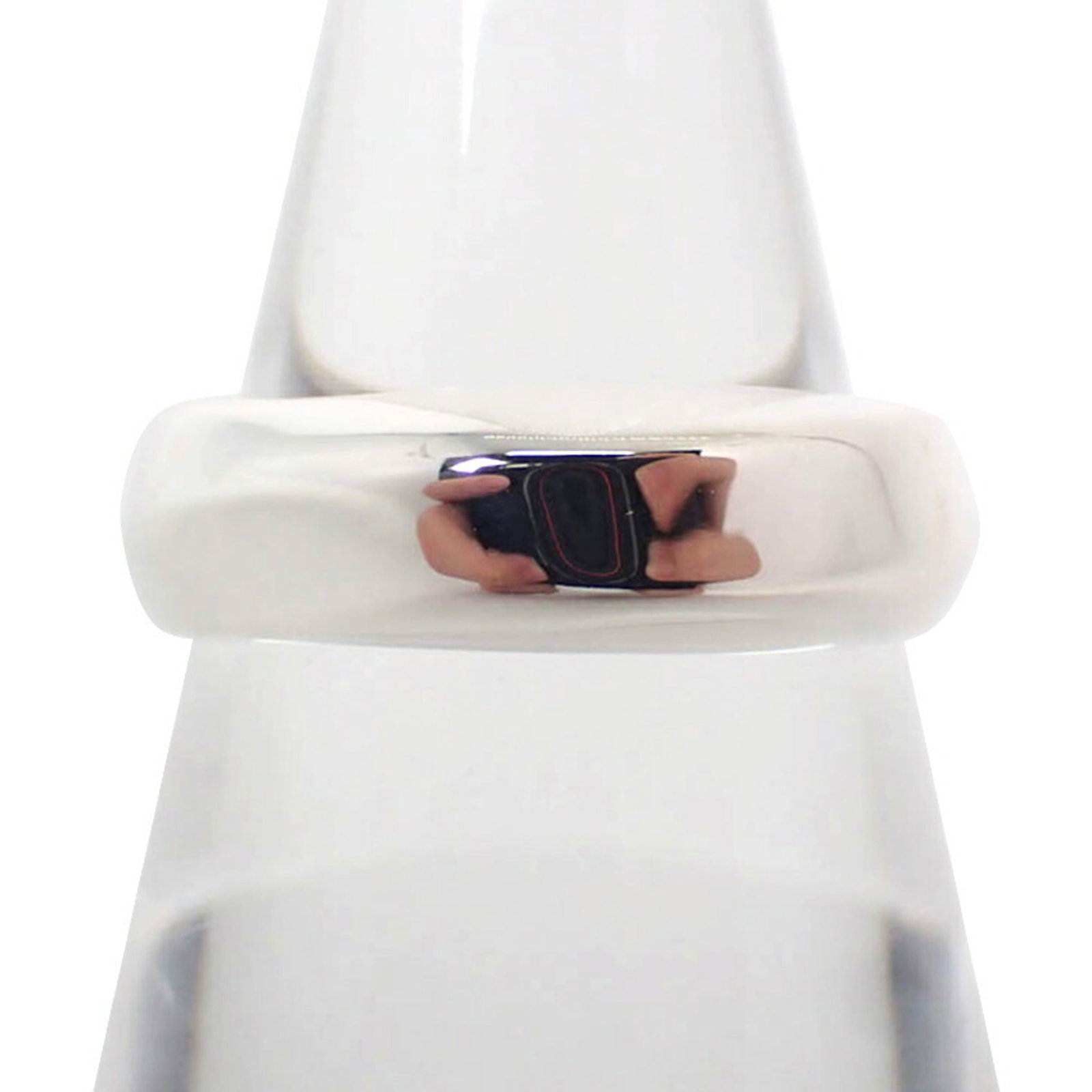 Sterling Silver Tiffany Band Ring 925: Sterling Silver Tiffany Band Ring 925 Sterling silver Tiffany band ring 925, featuring the iconic brand's signature style. Made from high-quality sterling silver, this timeless piece measures 50 US