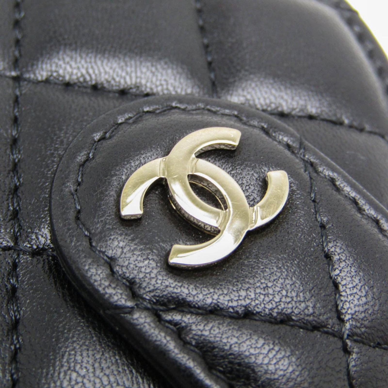 Handbag Leather Charm Chanel - 8