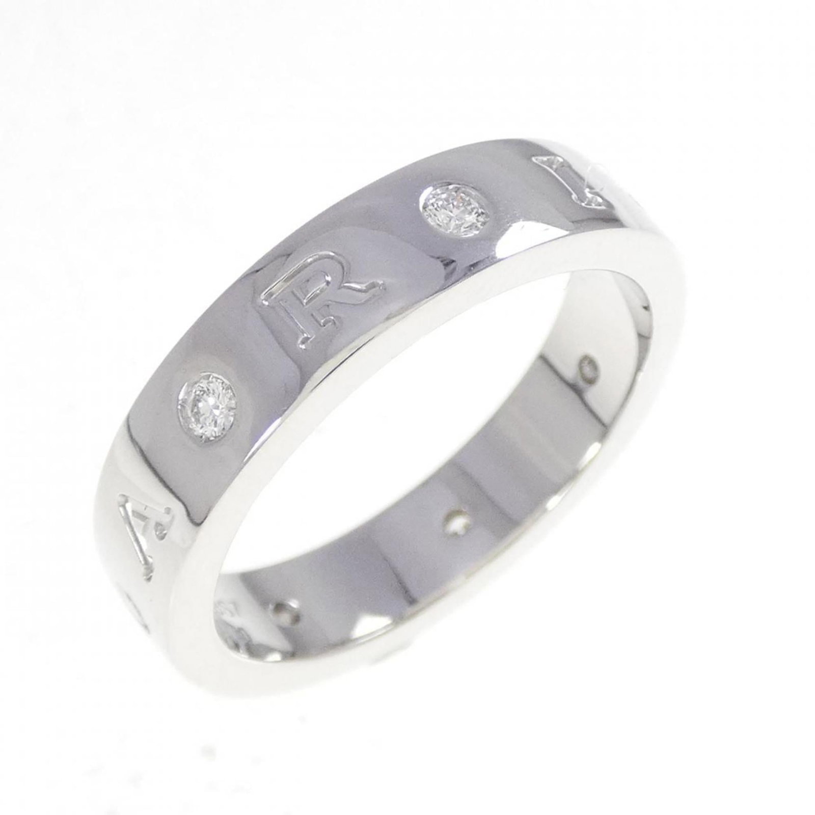 Bvlgari Band Ring White Gold (18K): Bvlgari Band Ring White Gold (18K) Bvlgari Band Ring White Gold (18K) features a sleek design with diamond stone, crafted from high-quality white gold (18K). This stylish band ring is available in US