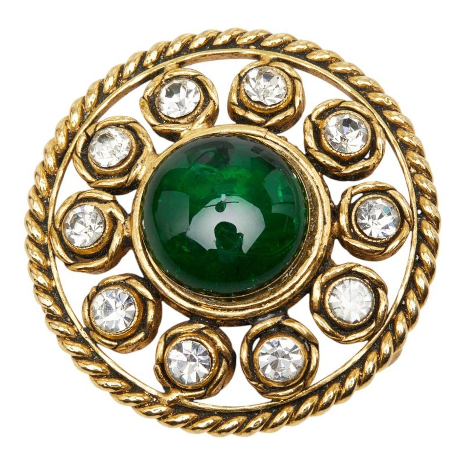 Chanel Brooch Gold Plating Rhinestone: Chanel Brooch Gold Plating Rhinestone Gold plating and rhinestones adorn this Chanel brooch, adding a touch of luxury to any outfit. Measuring 44cm x 44cm, it features a striking gold color with