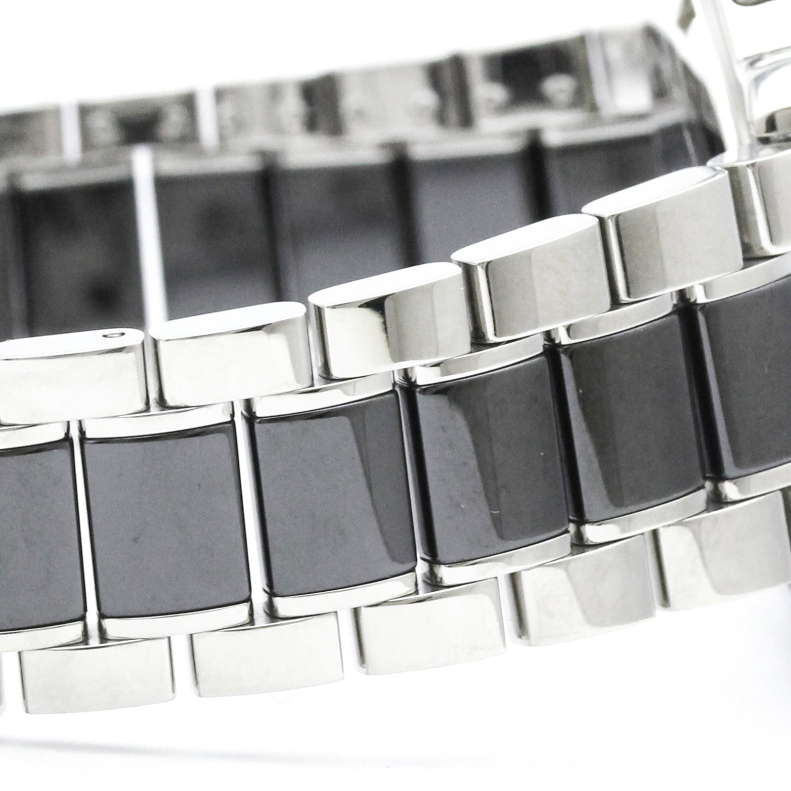 Wristwatch From Tag - 8