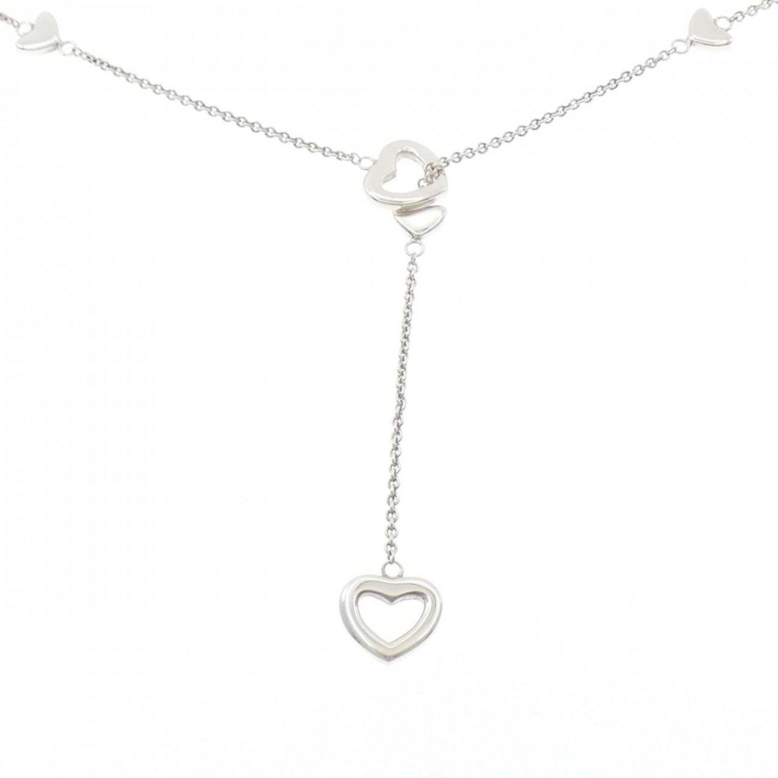 Heart Link Tiffany Necklace Lariat: Heart Link Tiffany Necklace Lariat Silver 925 Heart Link Tiffany Necklace Lariat features a pendant with dimensions 61.3mm x 11.5mm, suspended from a necklace with a circumference of 48 cm. The piece