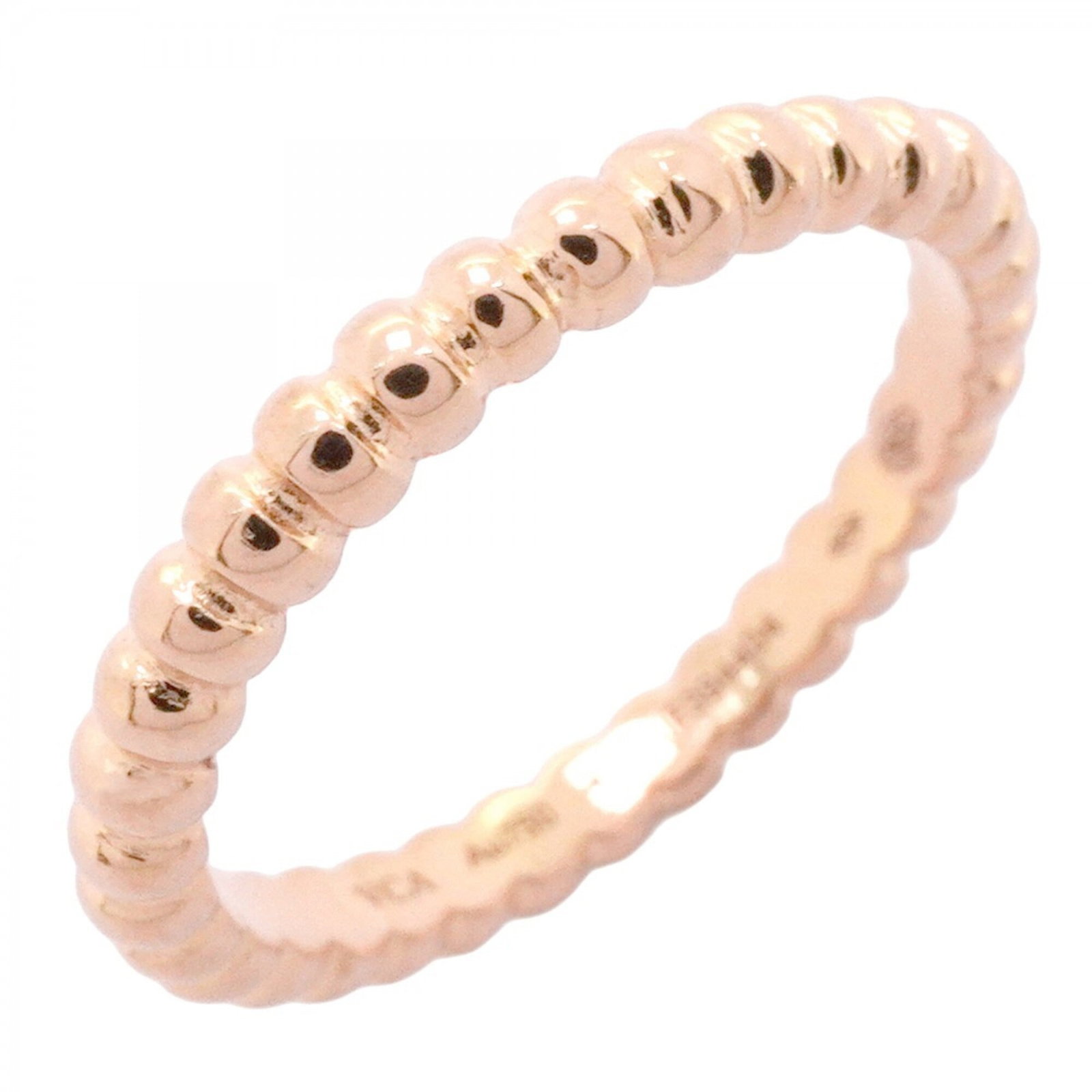 Van Cleef & Arpels Band Ring Pink Gold (18K): Van Cleef & Arpels Band Ring Pink Gold (18K) Van Cleef & Arpels Band Ring Pink Gold (18K) features a sleek, pink gold band with an 18K gold finish. This women's ring is available in US size 3.5 and