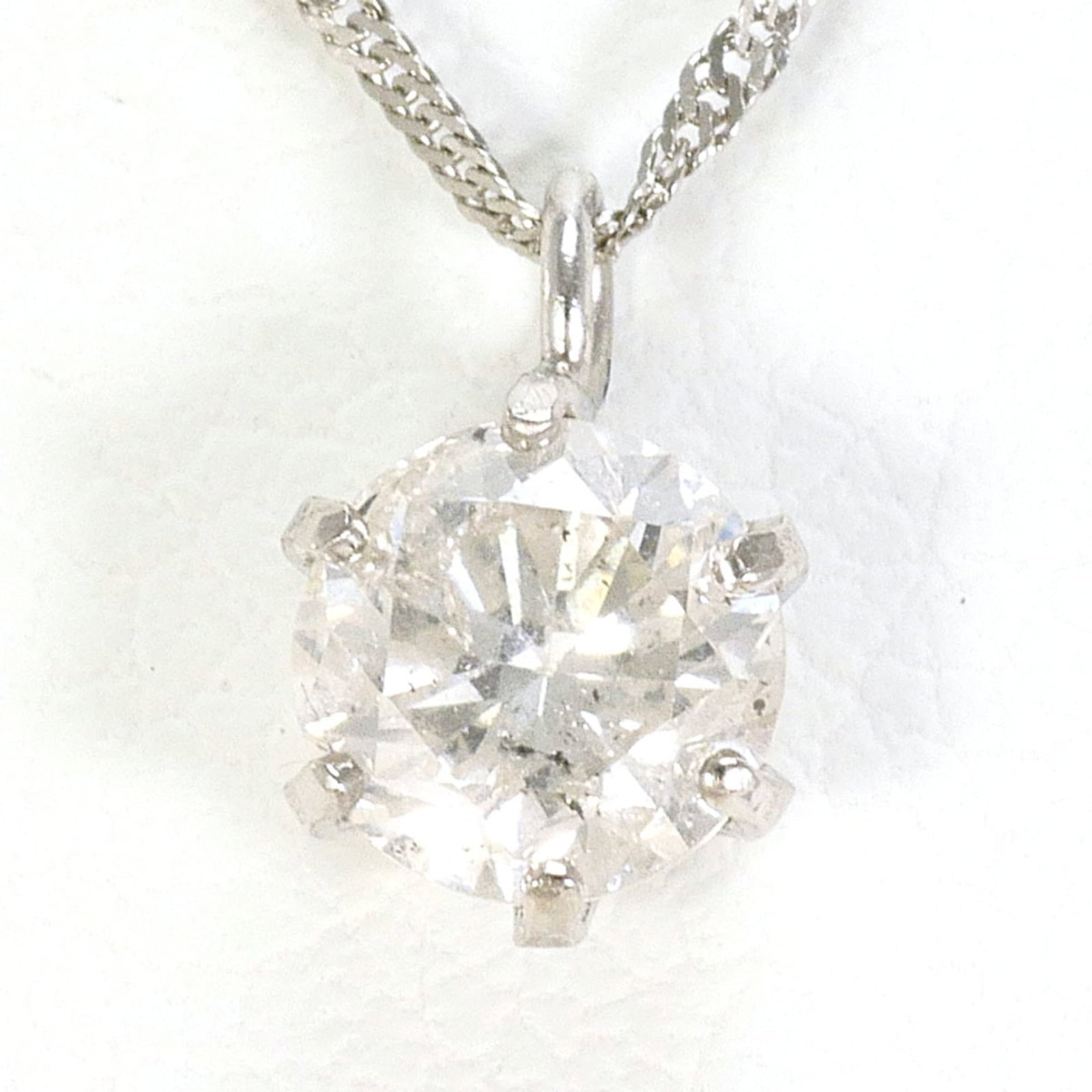 Pt999 Platinum/ Pt850 Necklace With 0.4Ct Diamond Total Weight 0.9G 42Cm Like New Condition.: Pt999 Platinum/ Pt850 Necklace With 0.4Ct Diamond Total Weight 0.9G 42Cm Like New Condition. Platinum/ Pt850 Necklace With 0.4Ct Diamond Total Weight 0.9G 42Cm Like New Condition.This platinum