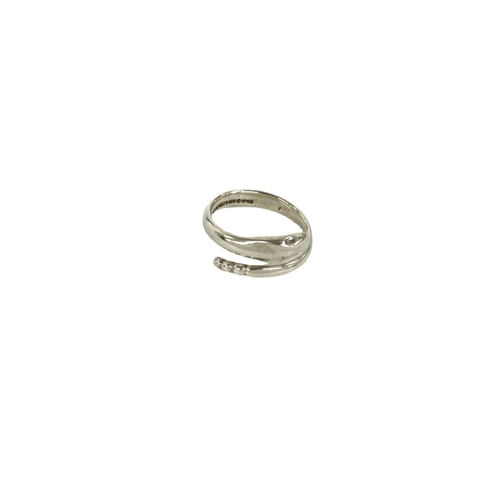 Silver 925 Tiffany Band Ring: Silver 925 Tiffany Band Ring Silver 925 Tiffany Band Ring - A sleek and modern band ring in sterling silver, available in US size 3.5 and Japanese size 6. This stylish piece features a high-quality co