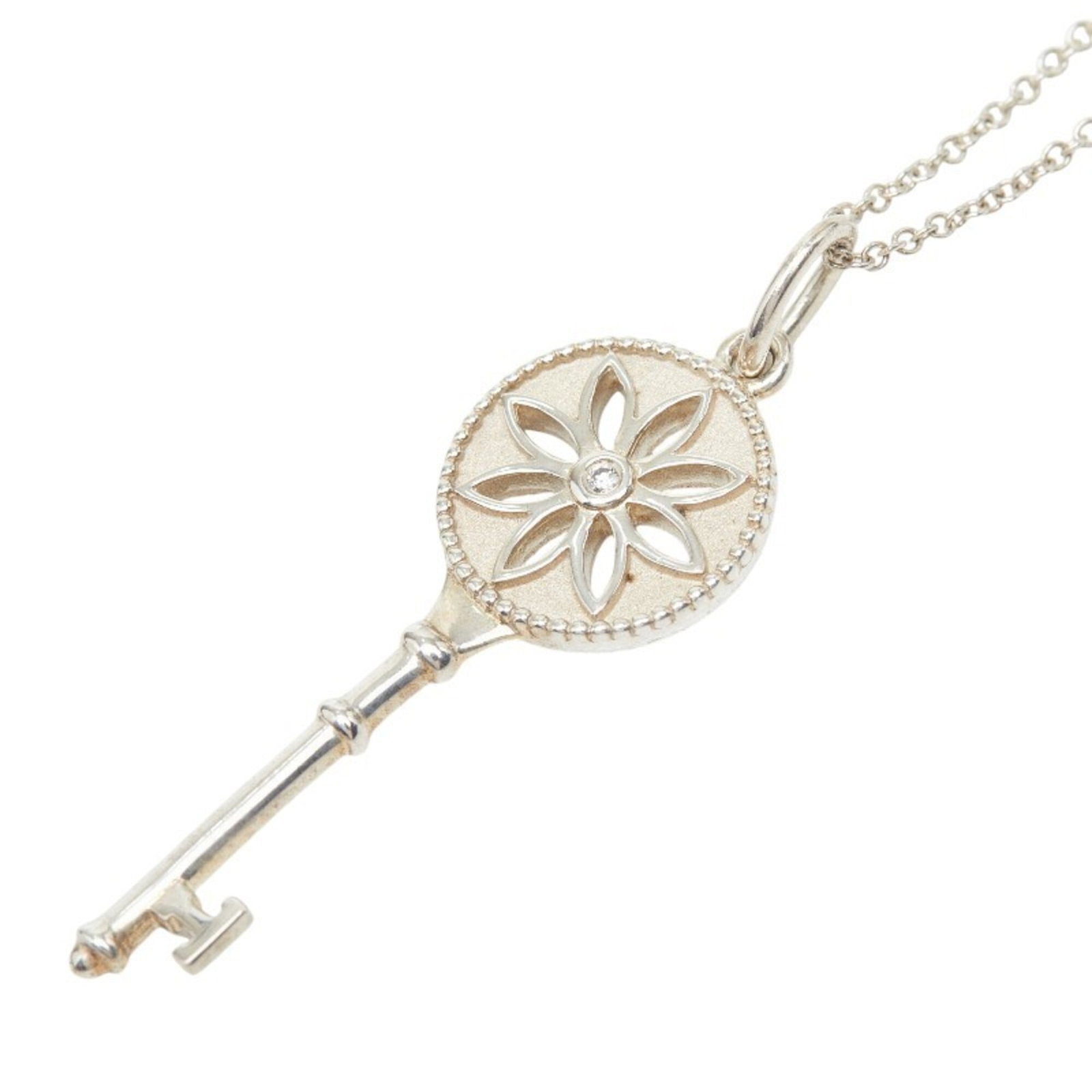 Tiffany & Co. Daisy Key 1P Diamond Necklace Sv925 Silver Women'S.: Tiffany & Co. Daisy Key 1P Diamond Necklace Sv925 Silver Women'S. Tiffany & Co. Daisy Key 1P Diamond Necklace in sterling silver (925) features a beautiful pendant with a diameter of 32.2mm x 12.4mm,