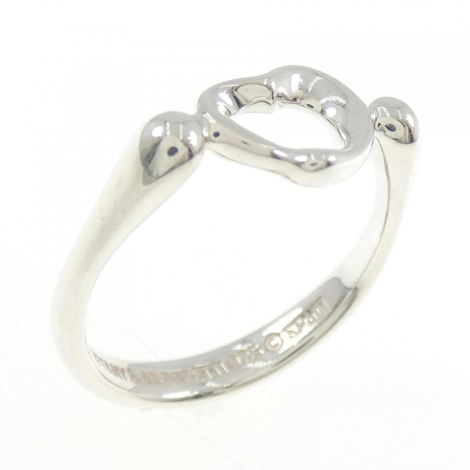 Silver 925 Tiffany Band Ring: Silver 925 Tiffany Band Ring Silver 925 Tiffany Band Ring, crafted from high-quality silver with a US size 6.5 and JP size 12.0, offering a sleek and modern design for women's fashion. This band ring