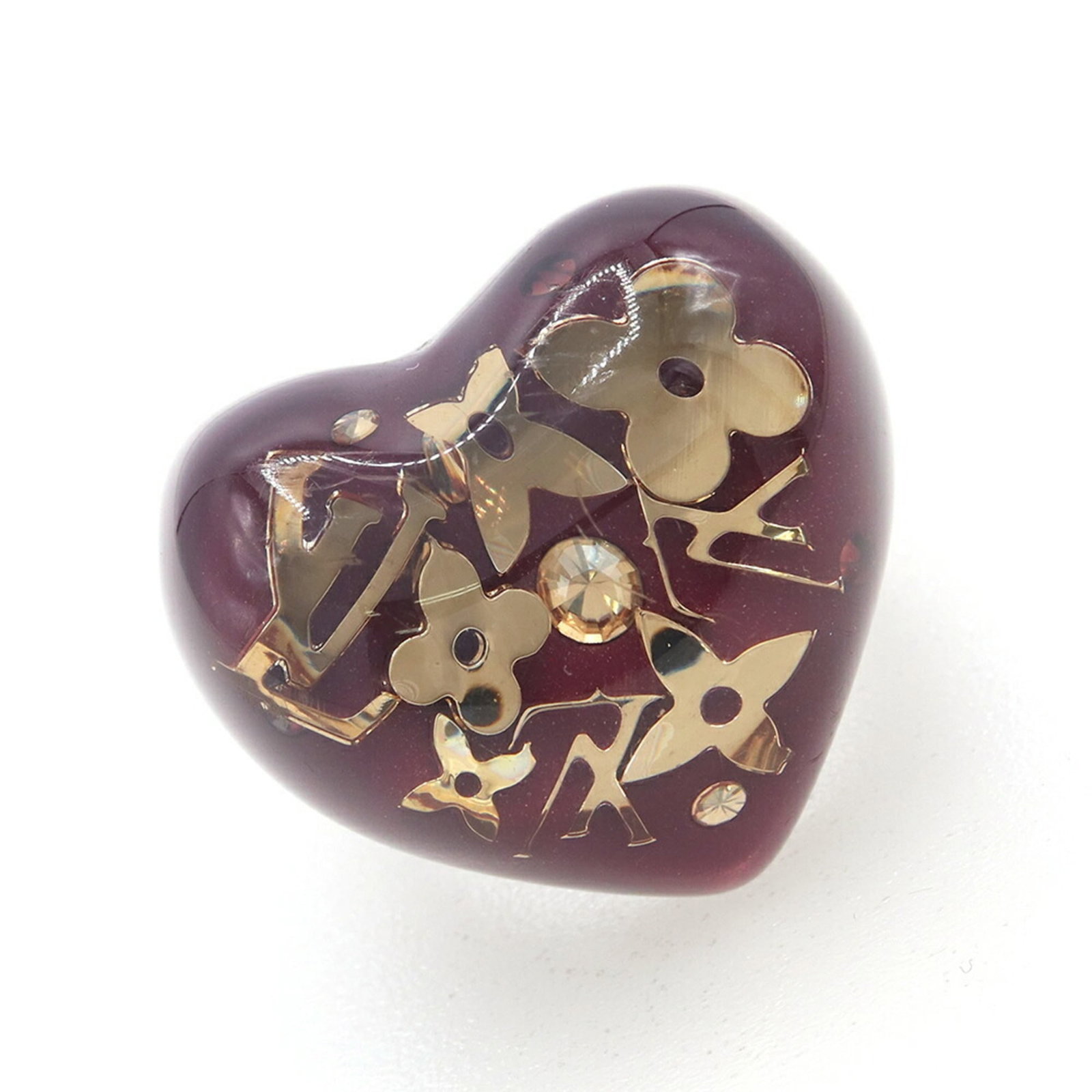 Louis Vuitton resin ring band: Louis Vuitton resin ring band Resin ring band from Louis Vuitton, available in Rouge fauviste color. This women's band features a resin material and comes in US size 5 and JP size 9.5. Item