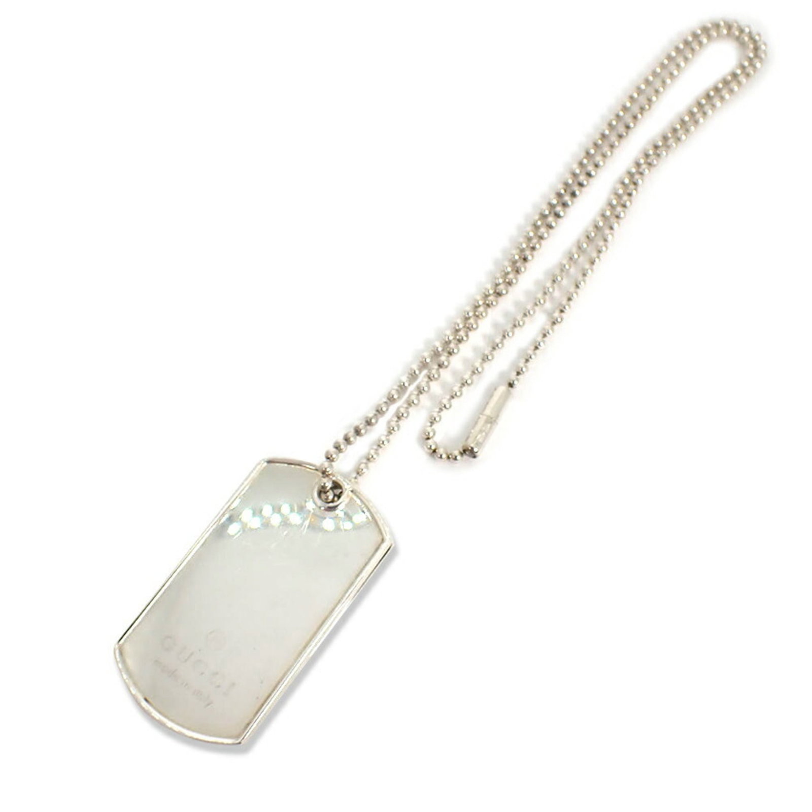 Gucci Plate Dog Tag: Gucci Plate Dog Tag Item Specifics: Brand: Gucci Necklace Type: Necklace Gender: Women Material: Sterling silver 925 Neck Circumference: 60 cm / 23.62'' Pendant Size: 49.4mm x 27.6mm / 1.94'' x 1.08''