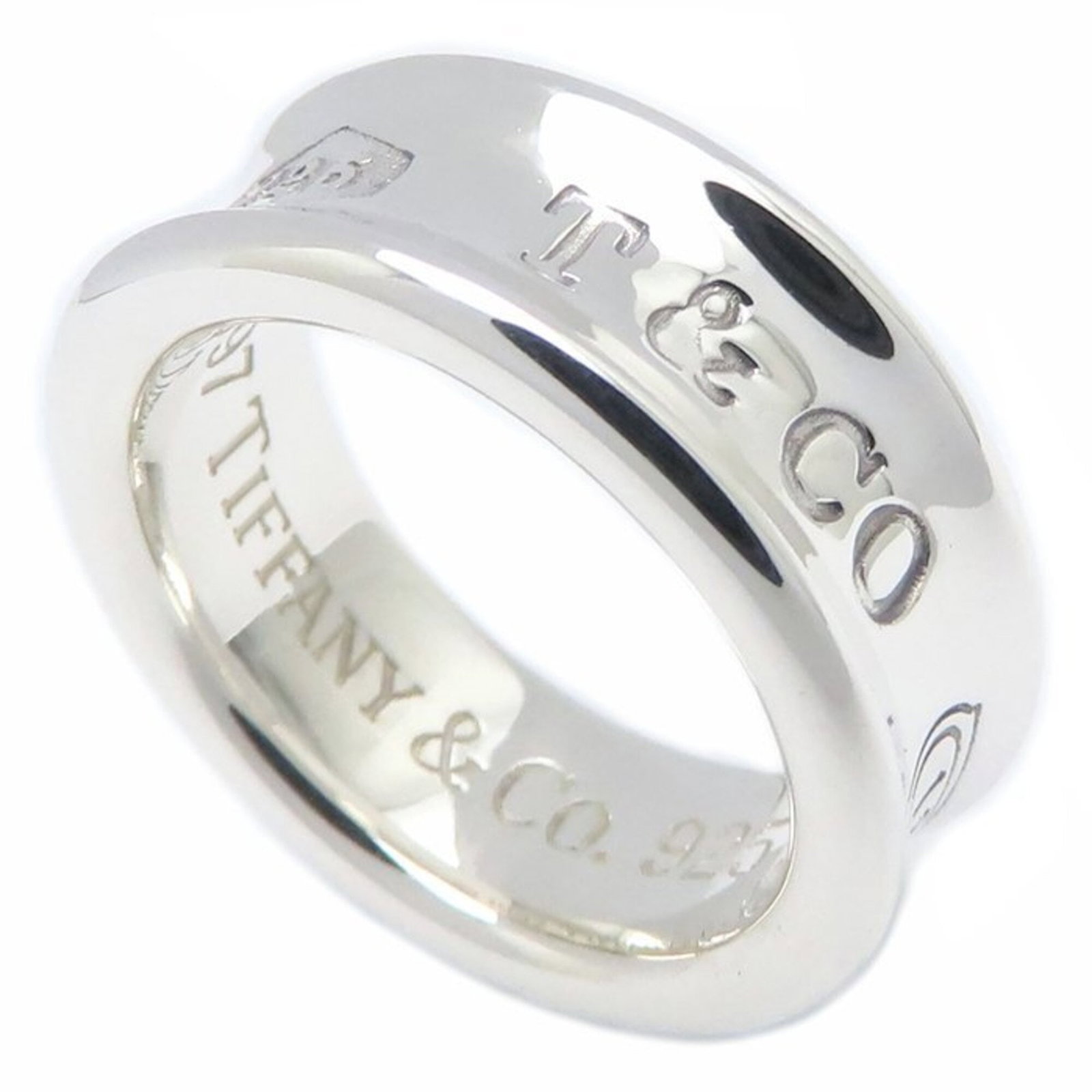 Silver 925 Tiffany Band Ring: Silver 925 Tiffany Band Ring Silver 925 Tiffany Band Ring - A classic women's band ring made from high-quality silver, available in US size 4 and Japanese size 7.5. This timeless piece features the