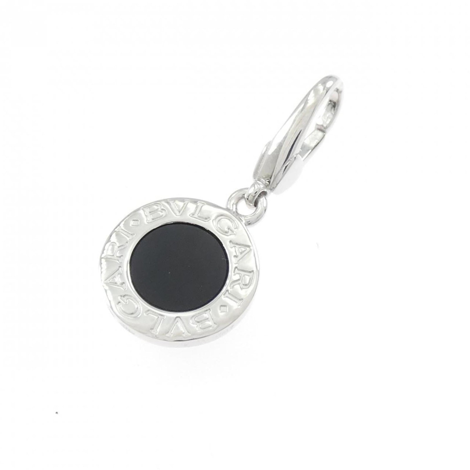 Bvlgari Necklace Charm: Bvlgari Necklace Charm White Gold Bvlgari Necklace Charm. This 18K white gold necklace charm features an onyx stone, measuring 28.10mm x 13.00mm in size and weighing 3.5g. The delicate design
