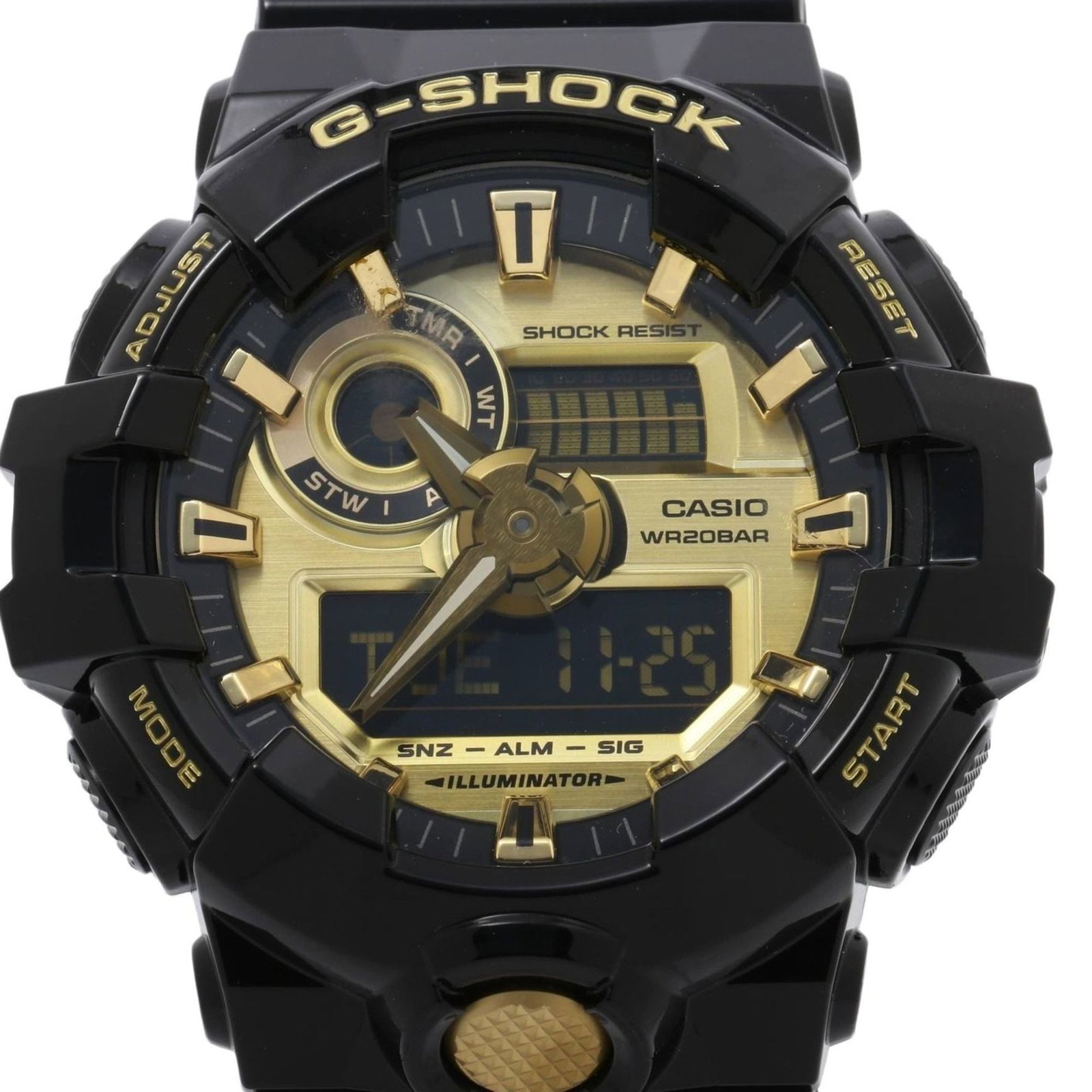 Wristwatch By Casio: Wristwatch By Casio Black and gold Casio wristwatch with a 53.4mm case diameter, featuring a quartz movement and a sleek design. Comes with its original inner and outer boxes, as well as warranty