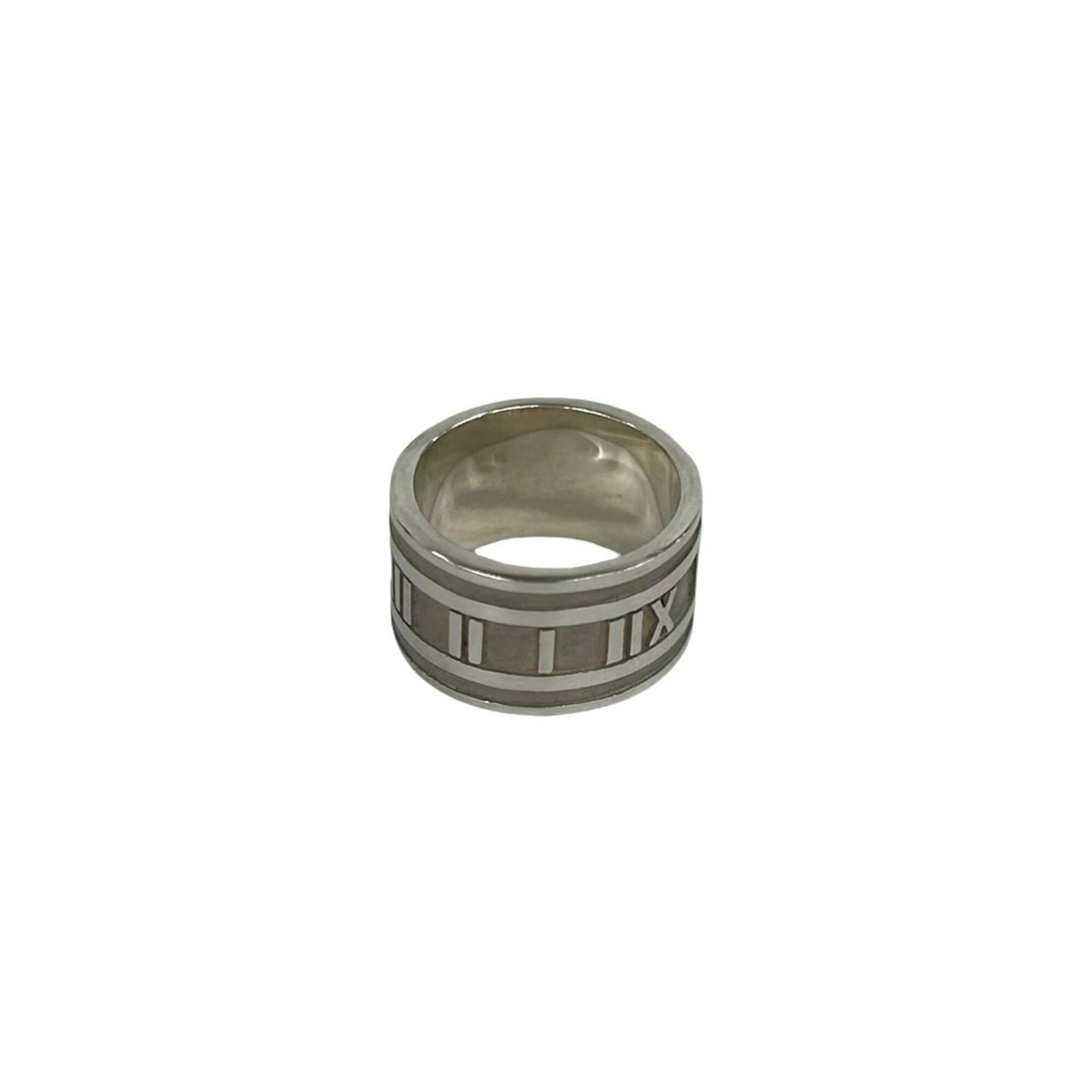 Silver 925 Tiffany Band Ring: Silver 925 Tiffany Band Ring Silver 925 Tiffany Band Ring is made from high-quality silver, featuring the iconic brand mark. This versatile band ring suits both men and women, available in US size