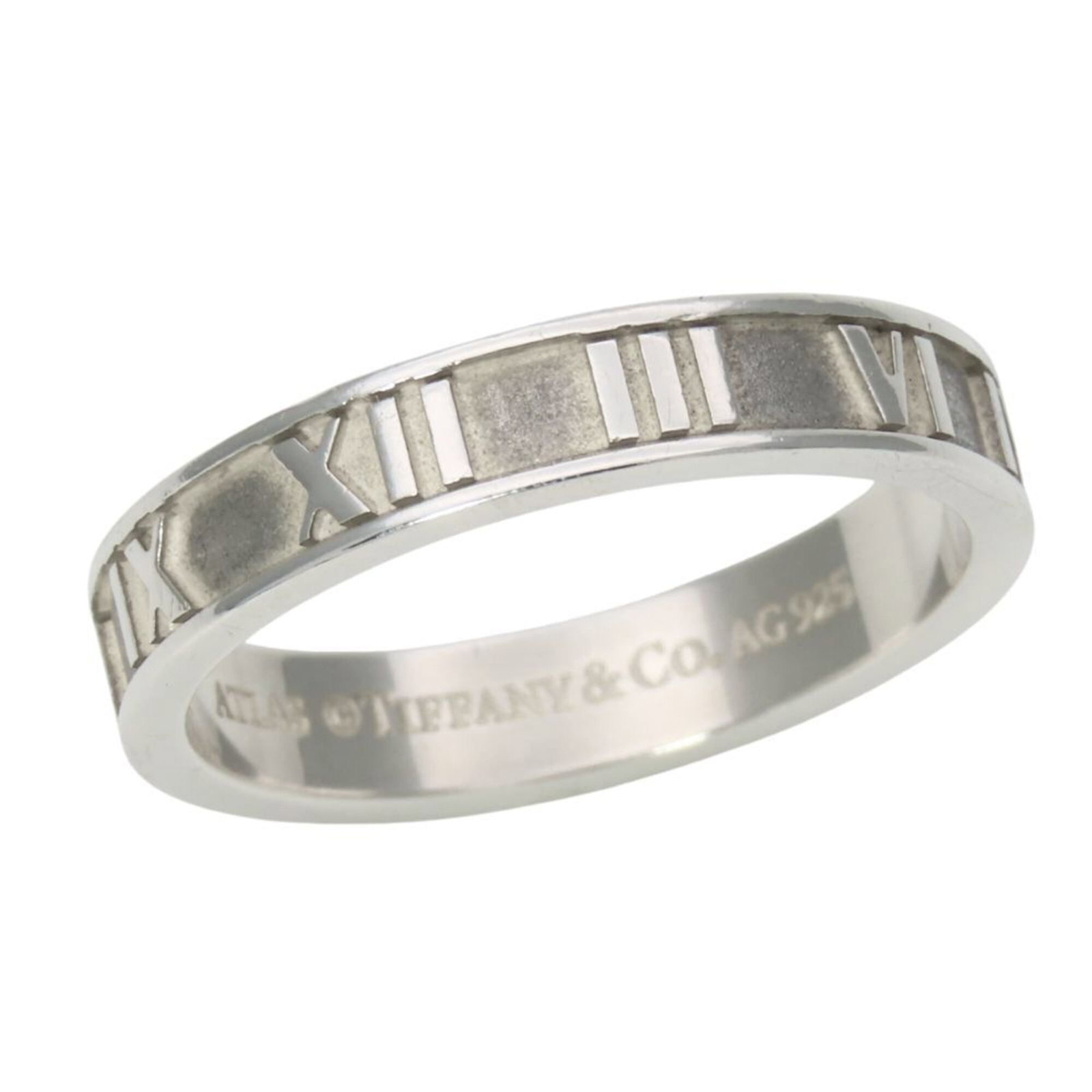 Silver 925 Tiffany Band Ring: Silver 925 Tiffany Band Ring Silver 925 Tiffany Band Ring features a sleek design made from high-quality silver, bearing the hallmark of Japanese craftsmanship. This men's band ring boasts a classic