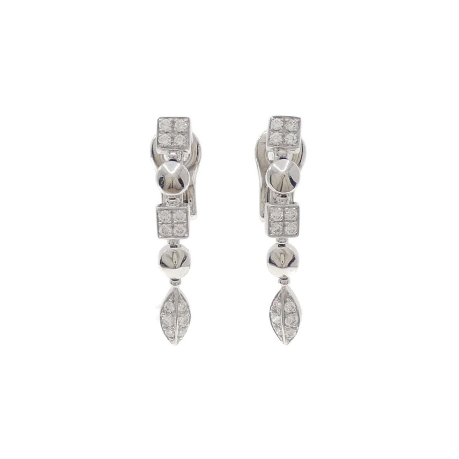 Bvlgari Drop Earrings White Gold (18K): Bvlgari Drop Earrings White Gold (18K) Bvlgari Drop Earrings White Gold (18K) are crafted from high-quality white gold, featuring a striking diamond stone. The earrings' elegant design and luxurious m