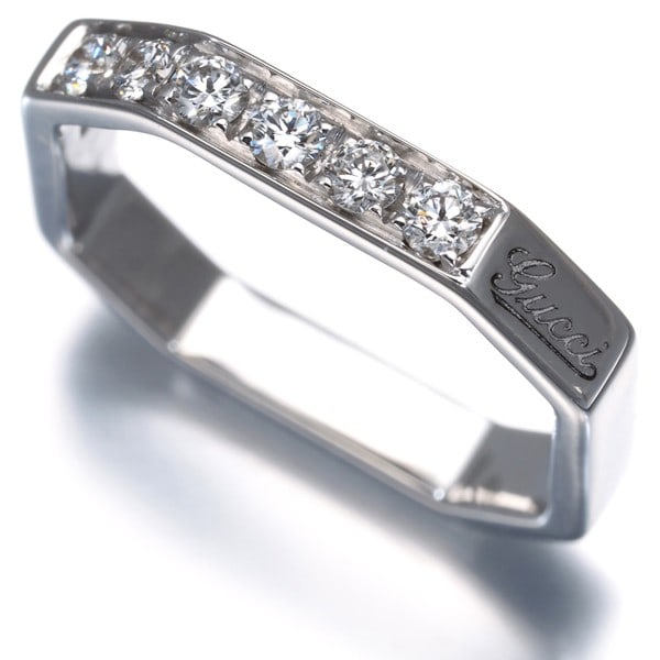 Gucci Ring Diamond Octagonal Us4-4.25 18K 750 White Gold: Gucci Ring Diamond Octagonal Us4-4.25 18K 750 White Gold 18k white gold ring with an unmarked diamond in an octagonal setting, crafted by Gucci. This elegant design features a natural diamond and a