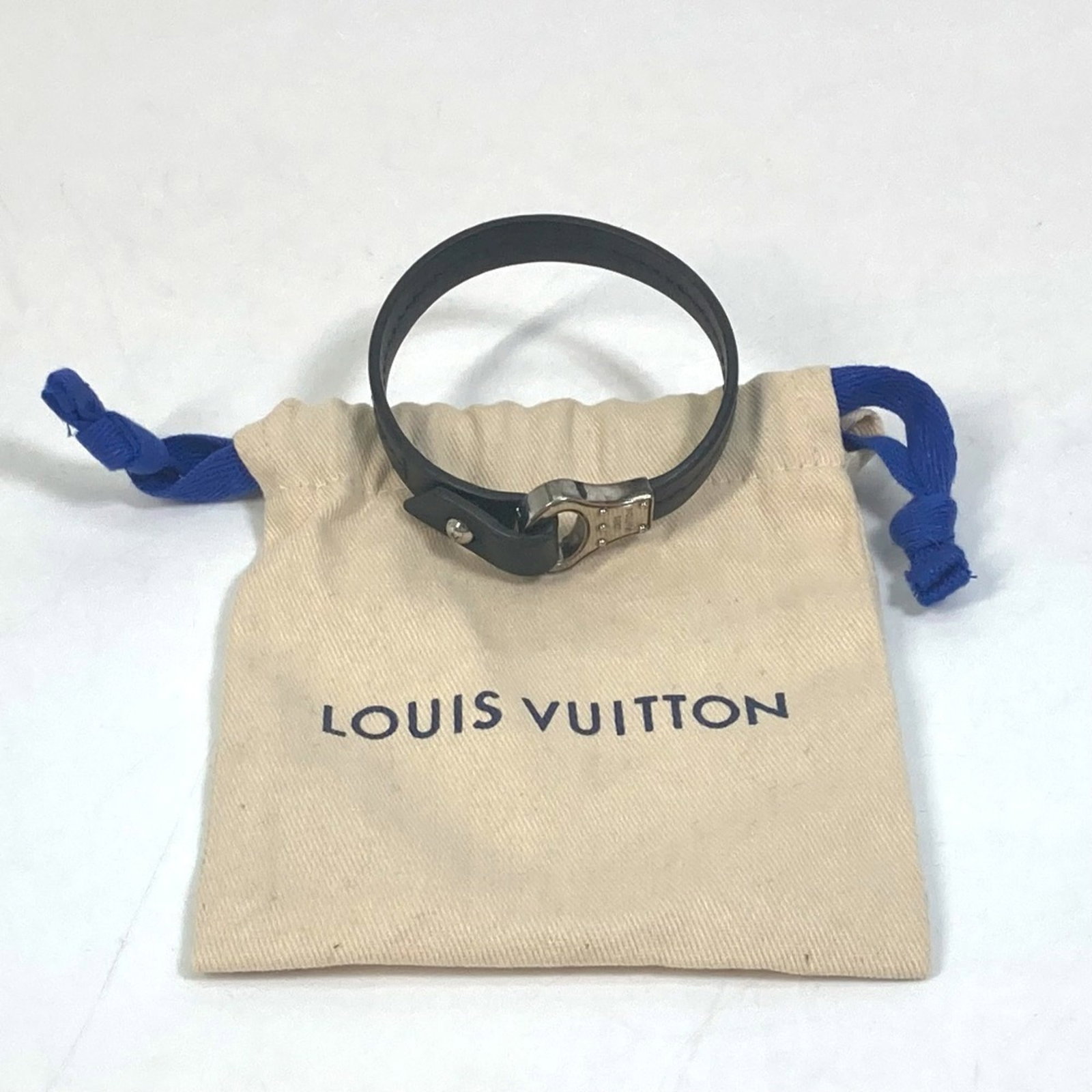 Leather bangle from Louis Vuitton - 11