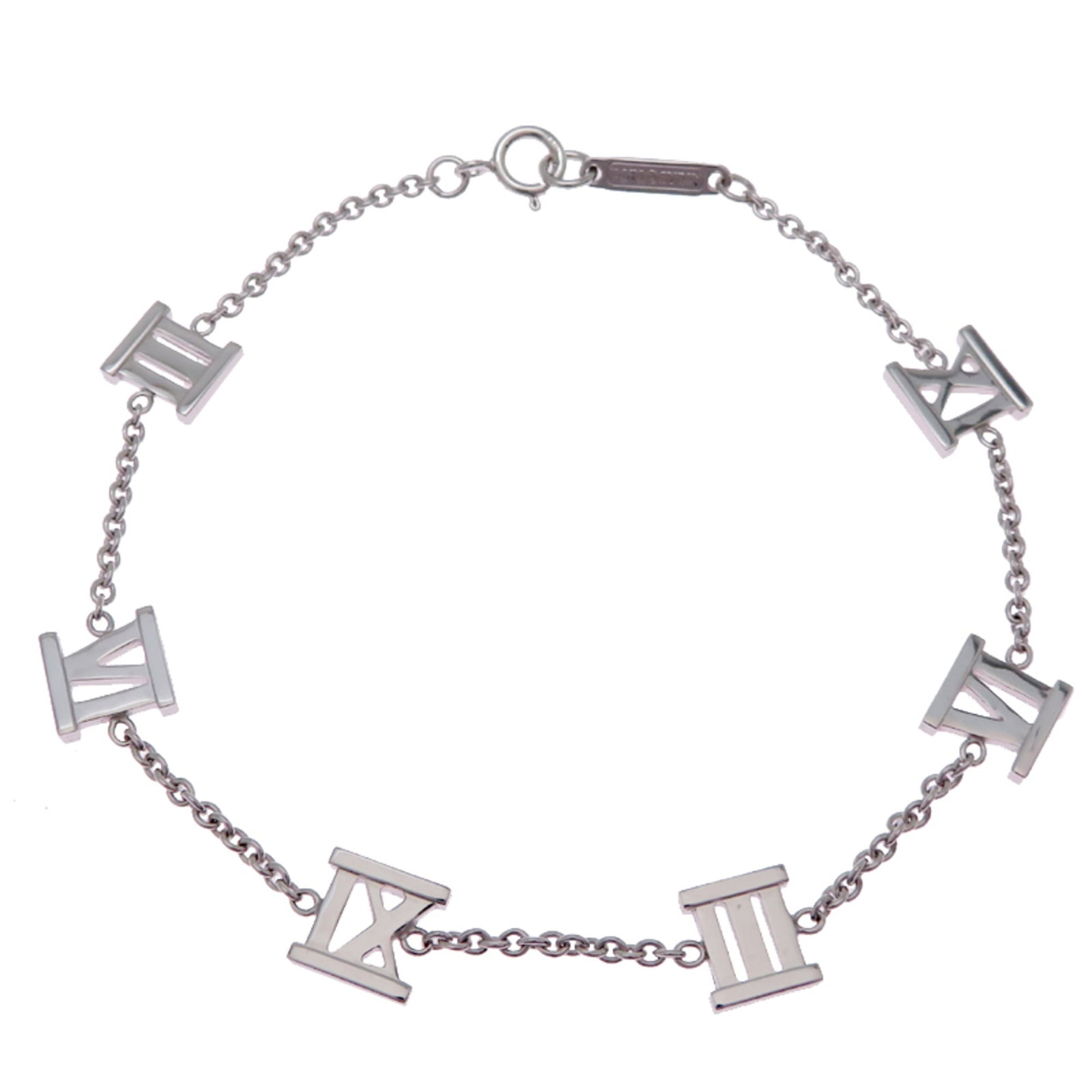 Tiffany Charm Bracelet White Gold (18K): Tiffany Charm Bracelet White Gold (18K) Tiffany's iconic charm bracelet shines in white gold (18K) with a sleek 17cm length, perfect for adding a touch of elegance to any outfit. This classic design