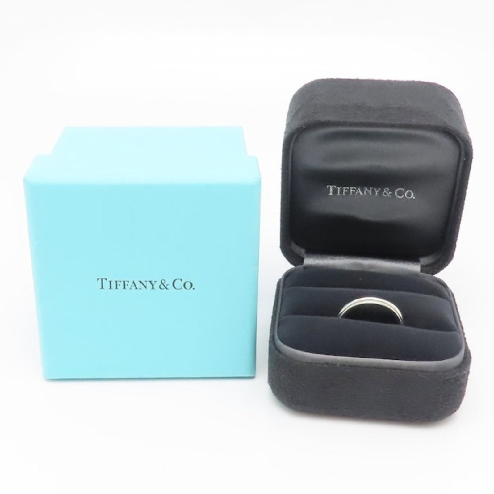 Tiffany platinum ring band - 8