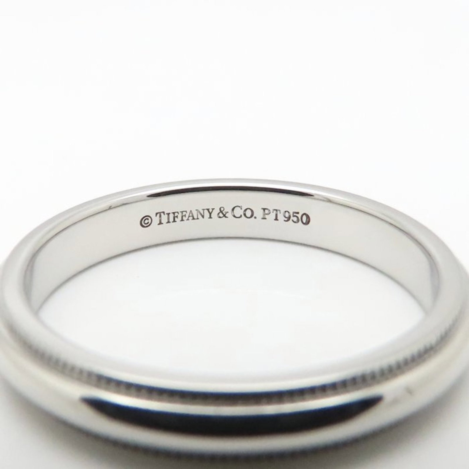 Tiffany platinum ring band - 9