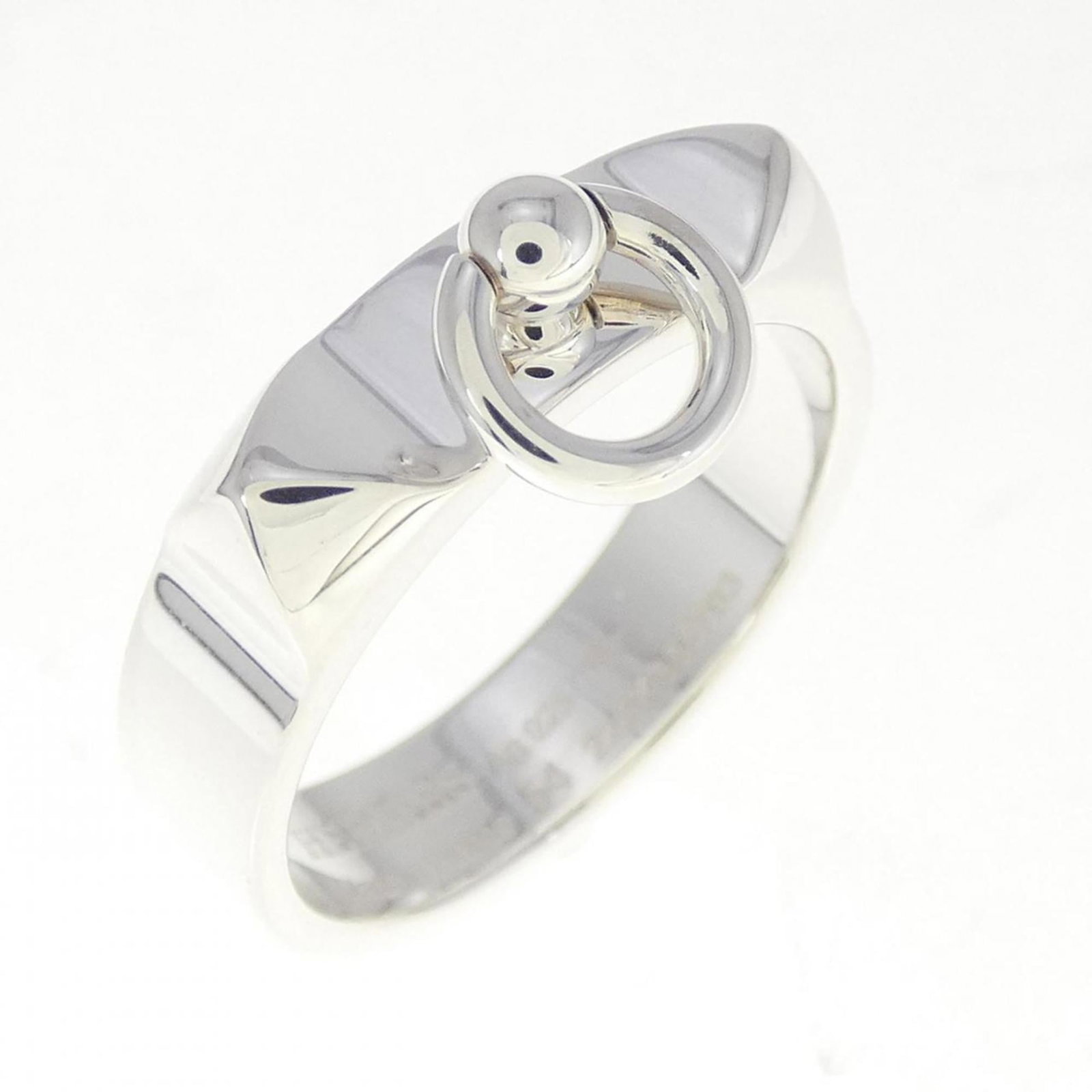Silver Ring Band Hermes 925: Silver Ring Band Hermes 925 Silver Ring Band Hermes 925 features a sleek design made from high-quality silver 925 material. The band measures 54 US and corresponds to size 7, providing a comfortable f