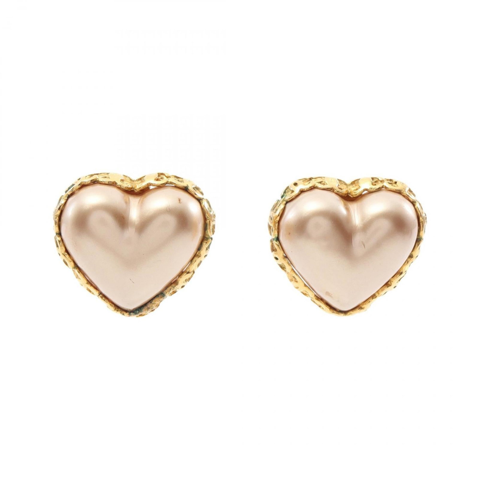 Chanel Clip Earrings Gold Plating: Chanel Clip Earrings Gold Plating Gold plating and artificial pearl details add a touch of elegance to these Chanel clip earrings, available in a classic gold finish. Measuring 27mm x 27mm, they