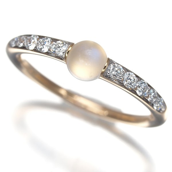 Pomellato Ring Moonstone Diamond M'Ama Non M'Ama Eu51 18K Yg/ Wg: Pomellato Ring Moonstone Diamond M'Ama Non M'Ama Eu51 18K Yg/ Wg Pomellato's M"Ama non M'Ama ring showcases a stunning moonstone paired with a diamond, set in multi-tone gold metal. The natural
