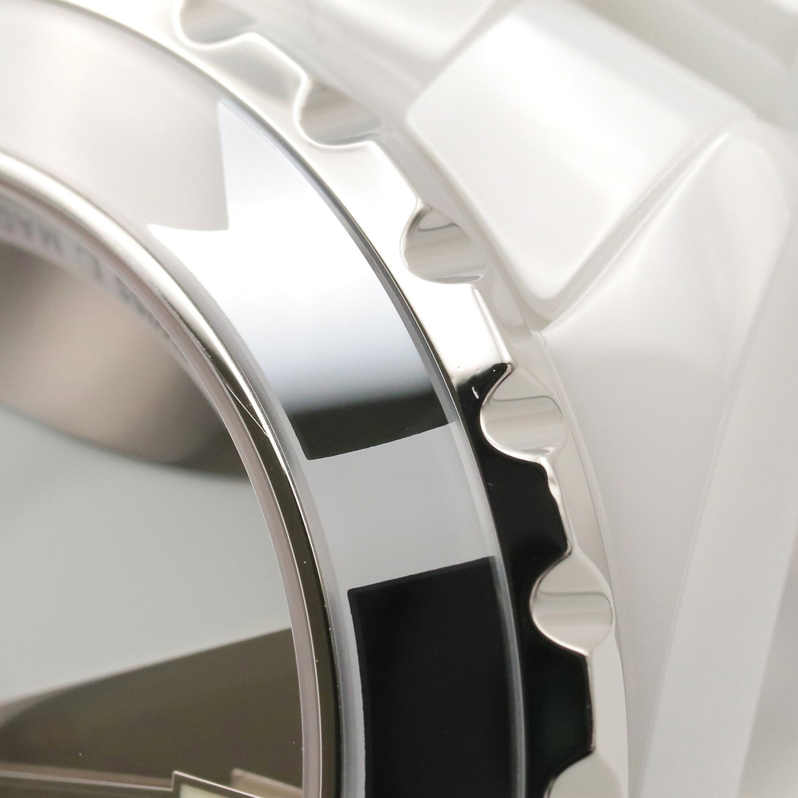 Chanel Wristwatch - 11