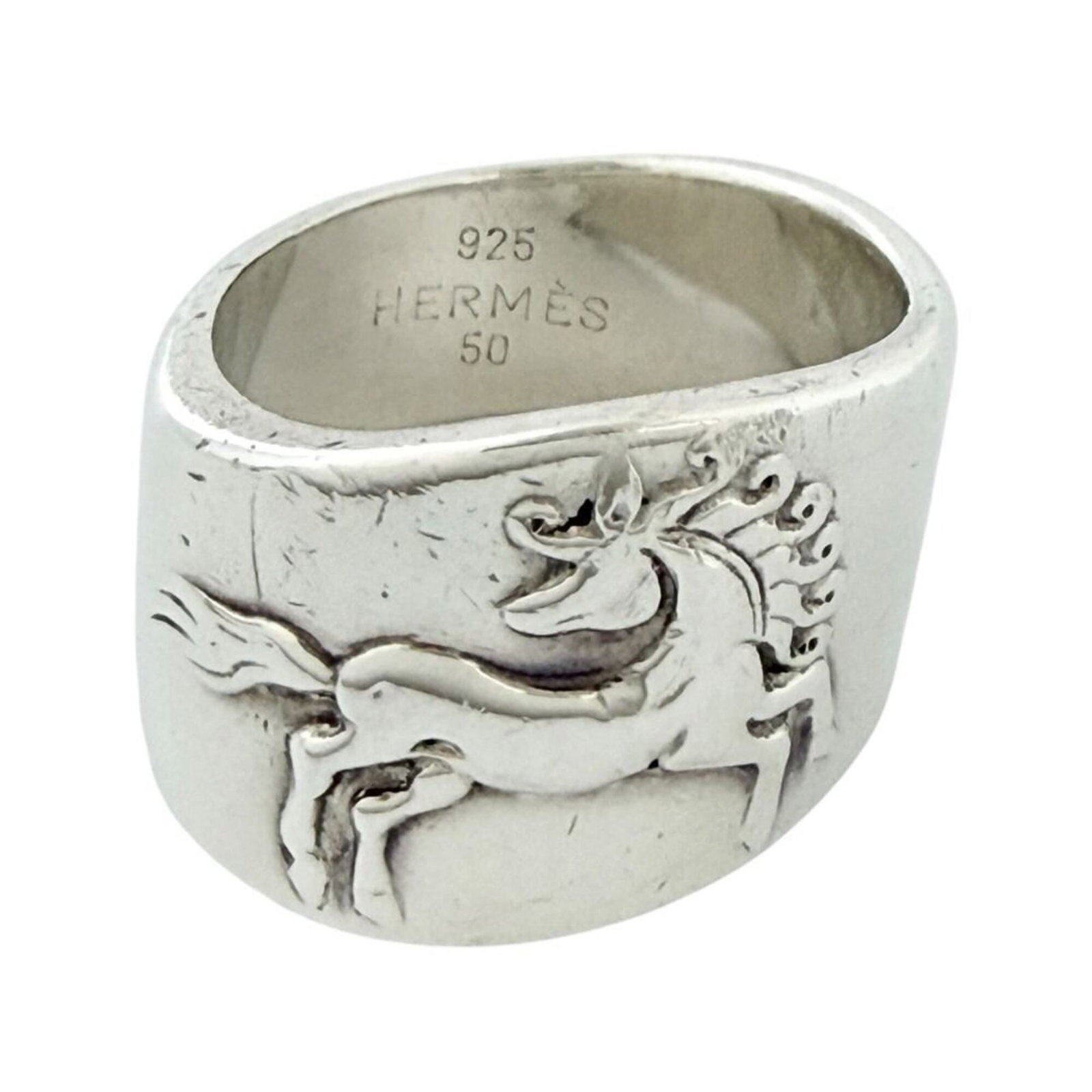 Silver Ring Band Hermes 925: Silver Ring Band Hermes 925 Silver Ring Band Hermes 925. A sleek and modern band ring made from high-quality silver, available in US size 5 and Japanese size 9.5. Perfect for those who appreciate a