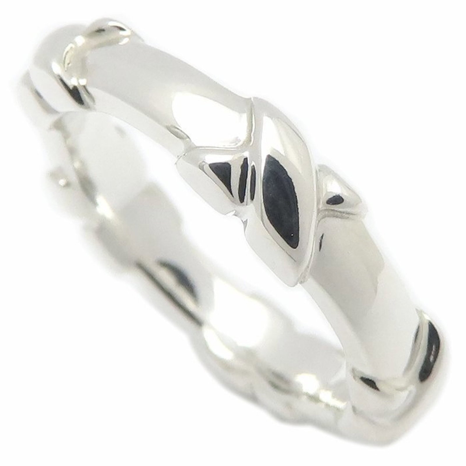 Silver 925 Tiffany Band Ring: Silver 925 Tiffany Band Ring Silver 925 Tiffany Band Ring features a sleek design made from high-quality silver, with a US size 5.5 and JP size 10.5 fitting perfectly for women's hands. This sterling