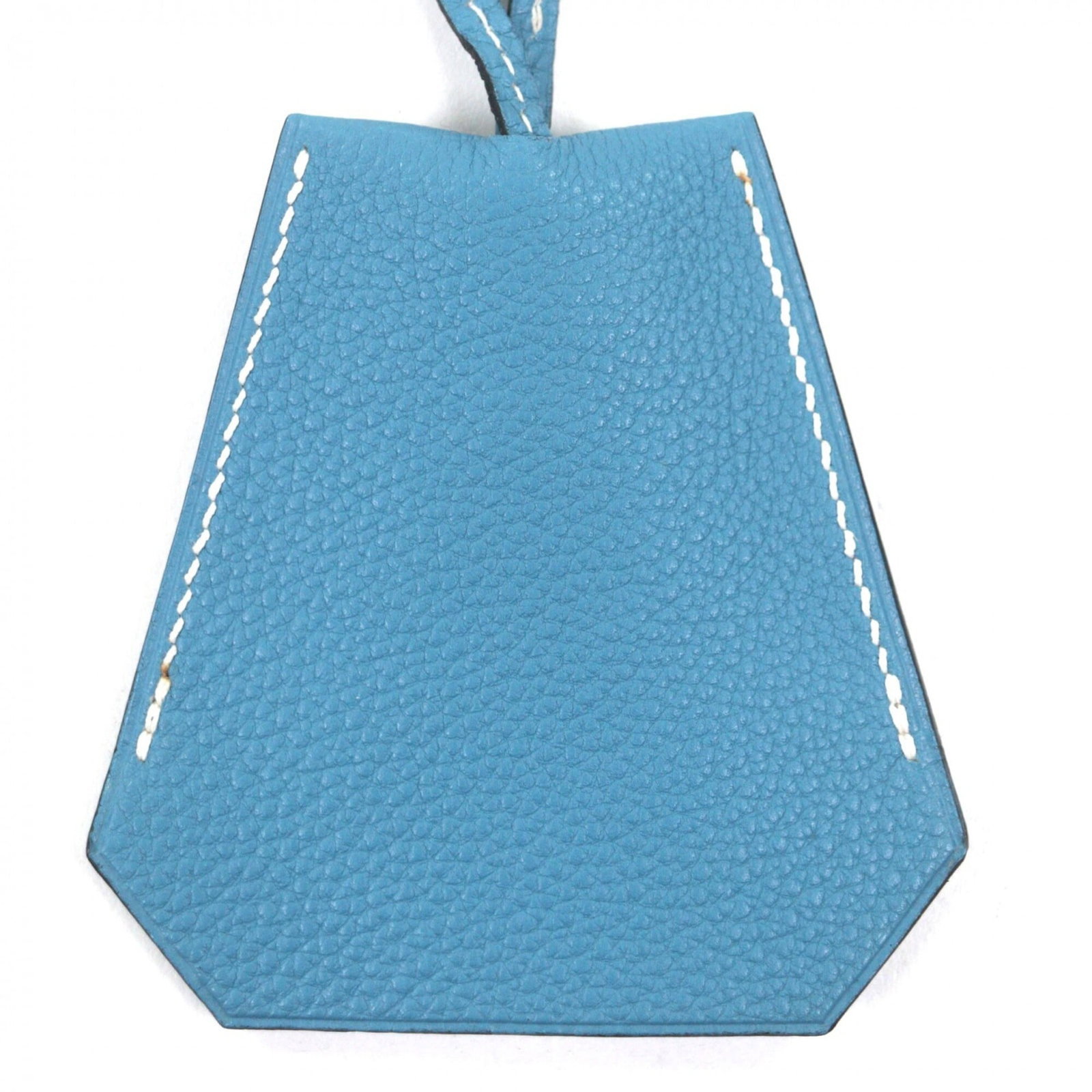 Hermes Large Clochette Leather Keyring Necklace (Margiela Era) Blue Jean ?F Stamp Made In France: Hermes Large Clochette Leather Keyring Necklace (Margiela Era) Blue Jean ?F Stamp Made In France Large Clochette Leather Keyring Necklace from Hermes, made in France. This iconic piece features a