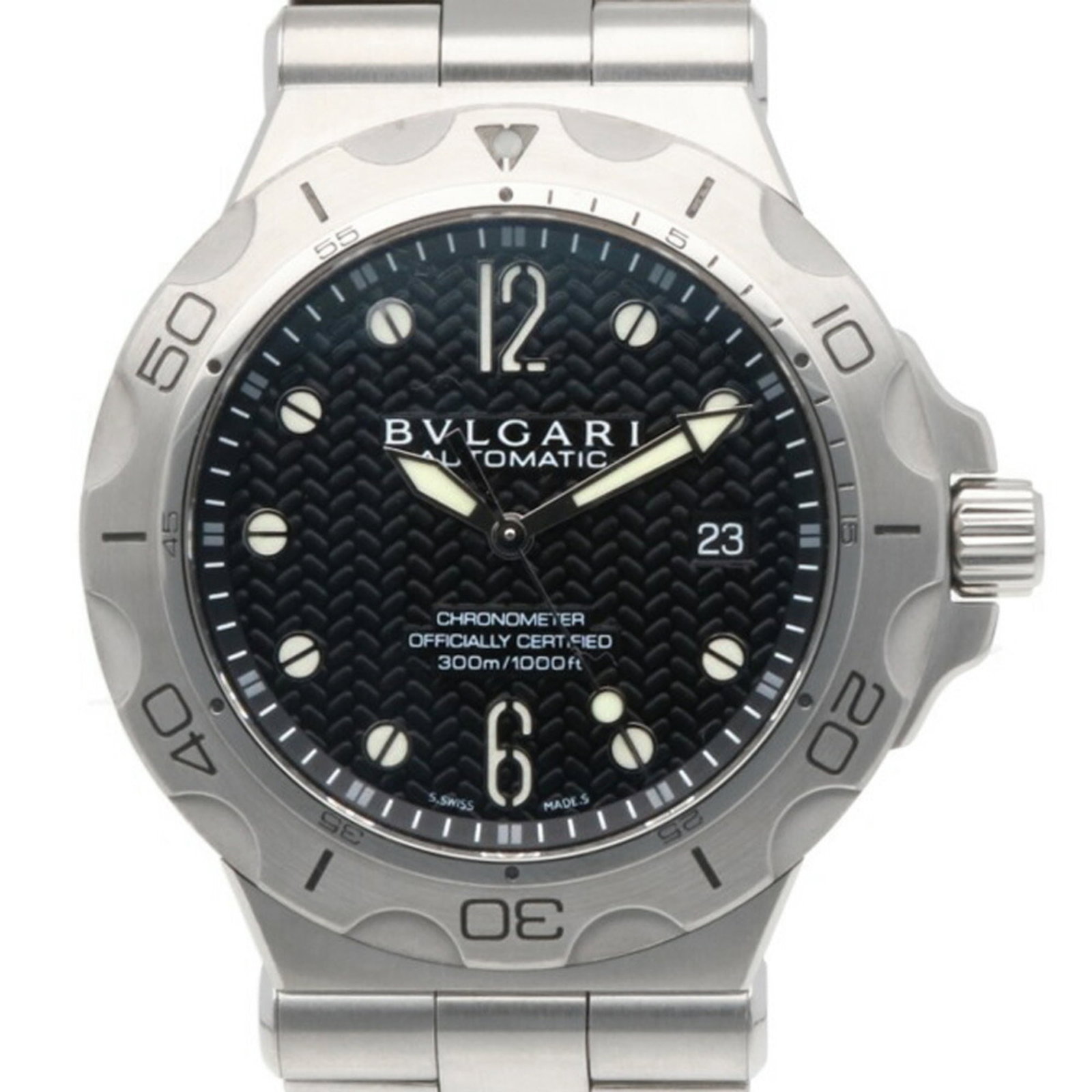 Bvlgari Wristwatch: Bvlgari Wristwatch Stainless steel case and band provide a sleek, modern look for the Bvlgari Diagono wristwatch. This self-winding automatic timepiece features a black dial and measures 18cm in