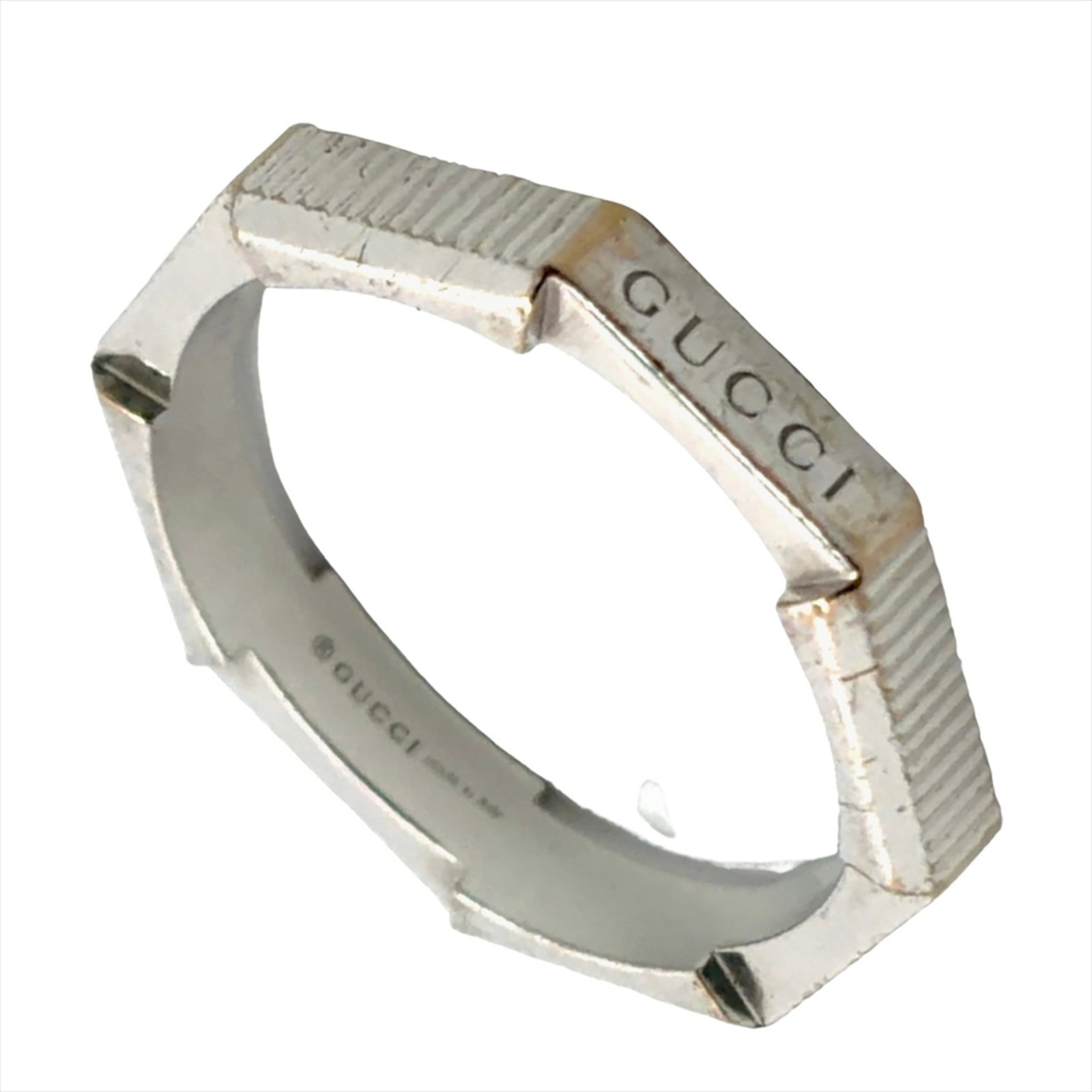 Gucci Link To Love Ring Size #18 18K White Gold 5.6G Logo Women'S.: Gucci Link To Love Ring Size #18 18K White Gold 5.6G Logo Women'S. 18K White Gold Gucci Link To Love Ring Size #18 Features A Classic Logo Design, Crafted From High-Quality White Gold Material With A