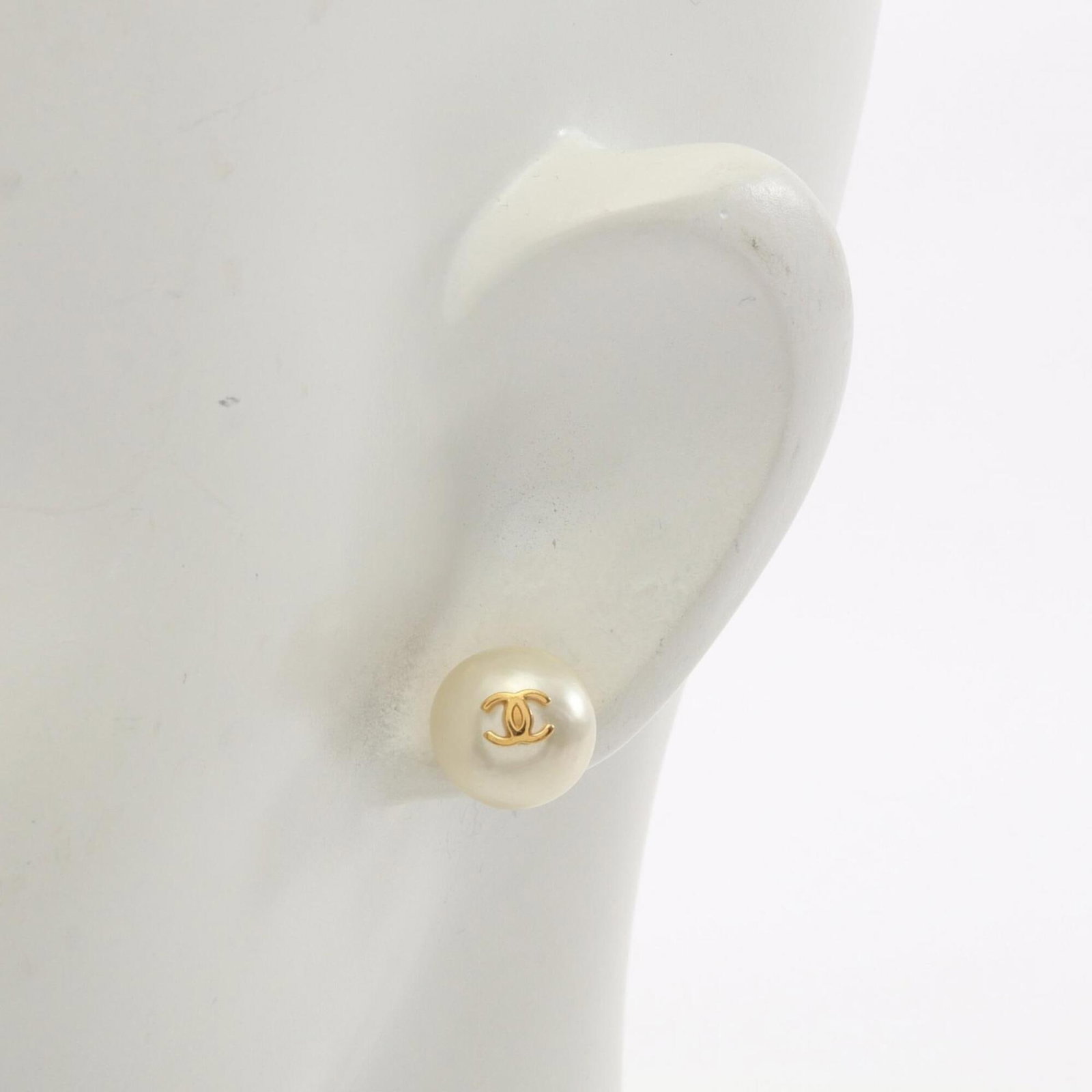 Chanel Stud Earrings Gold Plating - 4