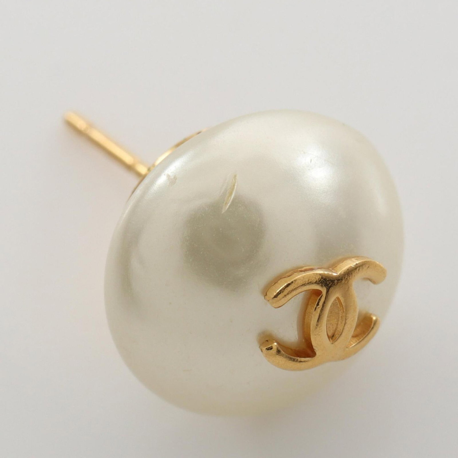 Chanel Stud Earrings Gold Plating - 6