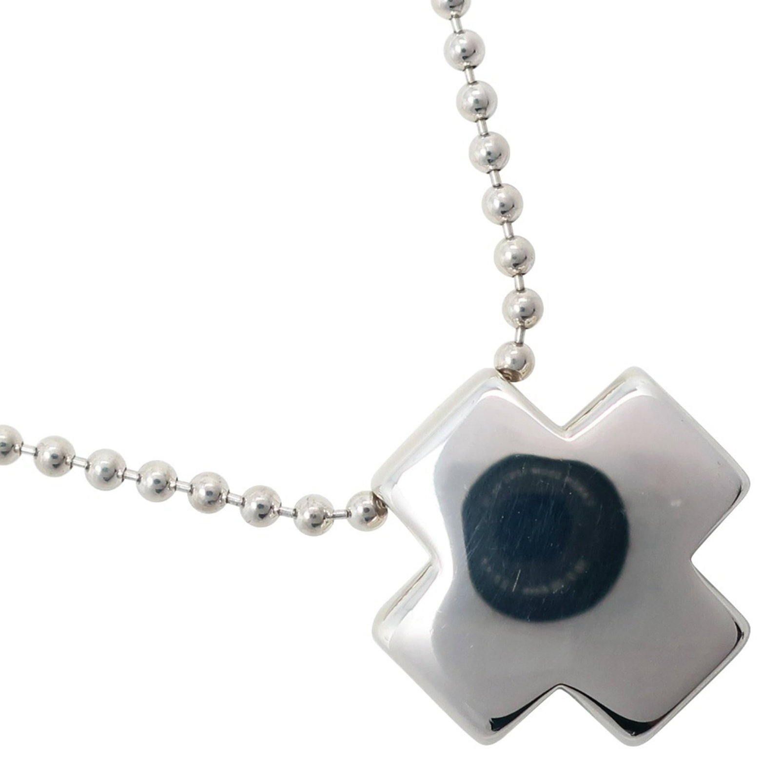 Roman Cross Necklace Ball Chain Tiffany Co Sterling Silver Women'S 13.2G: Roman Cross Necklace Ball Chain Tiffany Co Sterling Silver Women'S 13.2G Tiffany Line's Roman Cross Necklace boasts a sleek, sterling silver ball chain design, crafted from 925 silver. The necklace