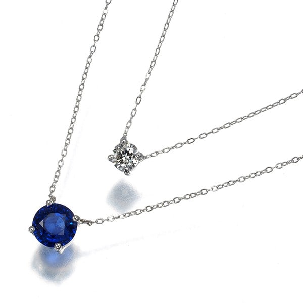 Diamond Sapphire Necklace 18K 750 White Gold: Diamond Sapphire Necklace 18K 750 White Gold 18k white gold necklace boasts a stunning natural diamond, approximately 0.1ct in carat weight, set within a diameter of 3.0mm. The necklace's centerpiece 