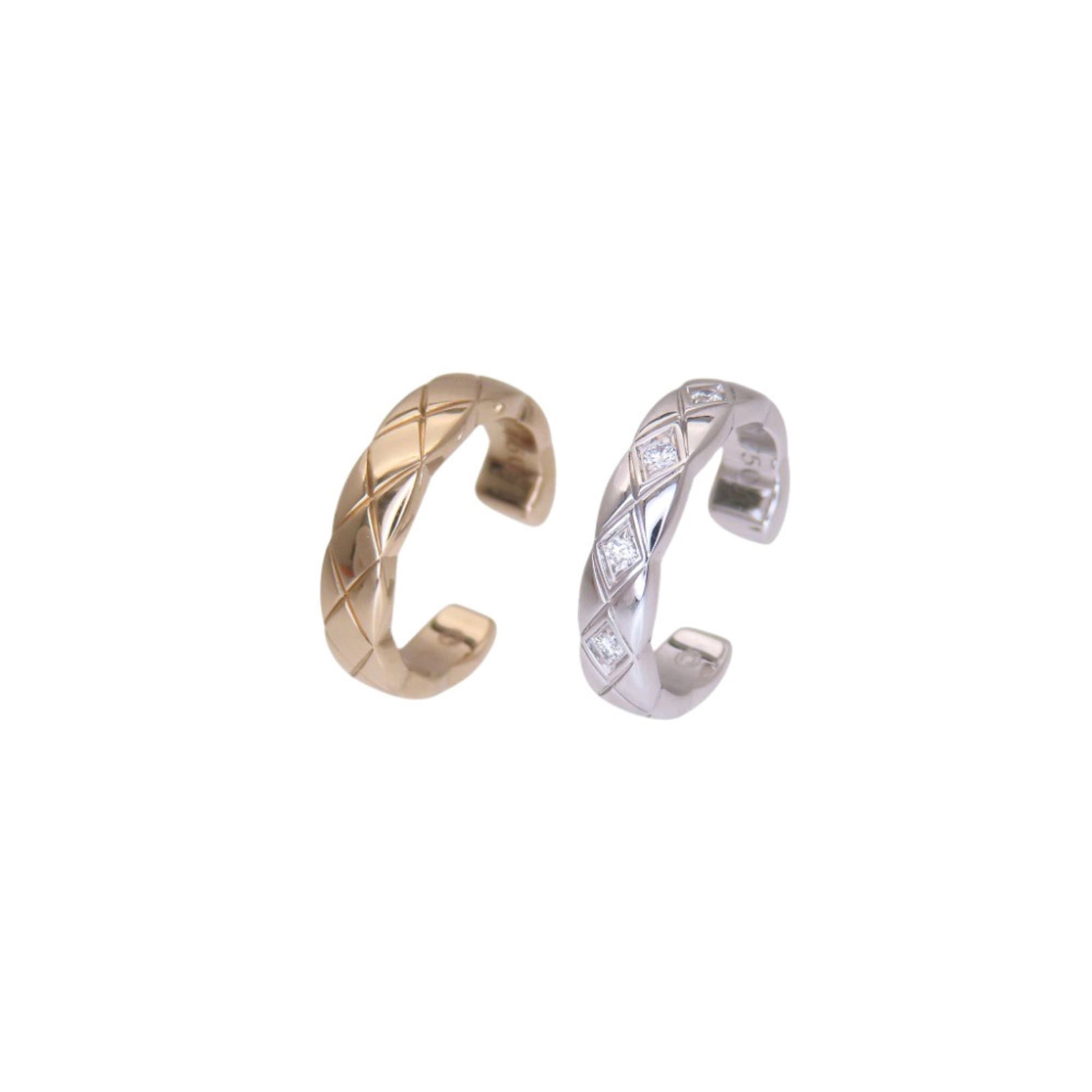 Pink Gold White Gold Earcuff Chanel 18K: Pink Gold White Gold Earcuff Chanel 18K Pink gold and white gold come together in elegant harmony, forming an exquisite Chanel 18K earcuff. The cuff features a striking diamond stone set against a bac