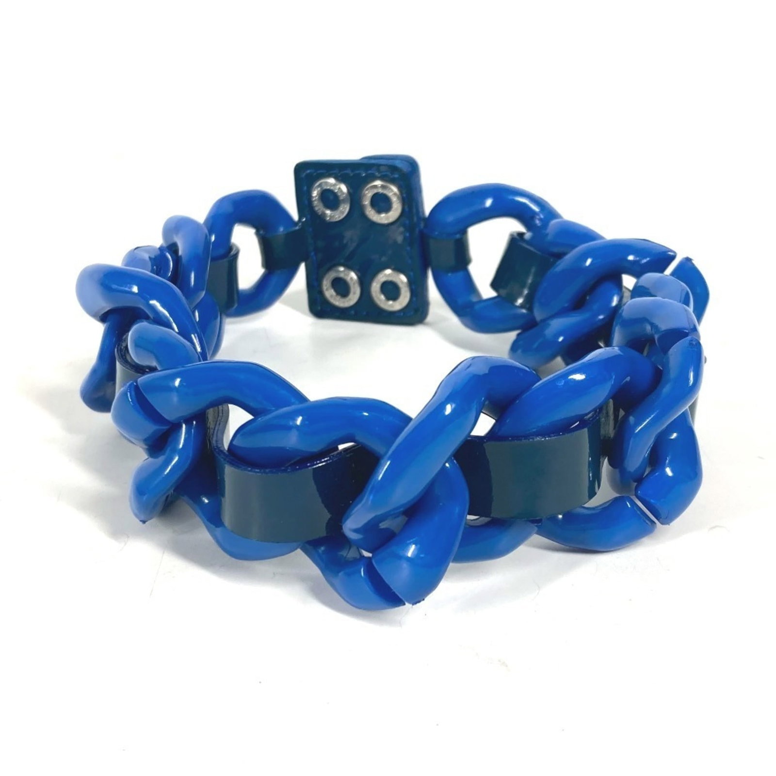 Versus Versace Chain Necklace Accessories Plastic Men Women Blue: Versus Versace Chain Necklace Accessories Plastic Men Women Blue Versace Chain Necklace for Men and Women in Blue. This plastic chain necklace features a blue color and comes with a box and dust bag f