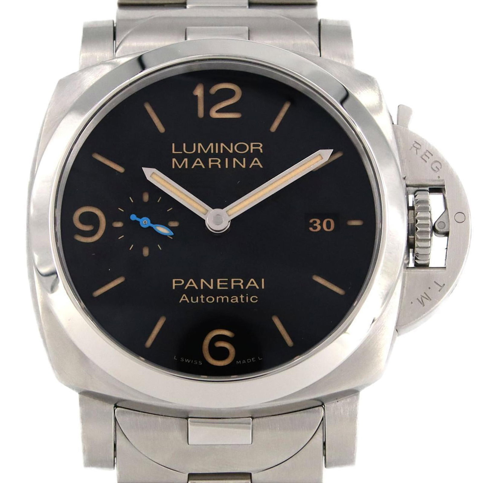 Wristwatch Panerai: Wristwatch Panerai Stainless steel case and band provide a durable foundation for this black dial Panerai wristwatch, measuring 44mm in diameter. Powered by a self-winding automatic movement, the watc