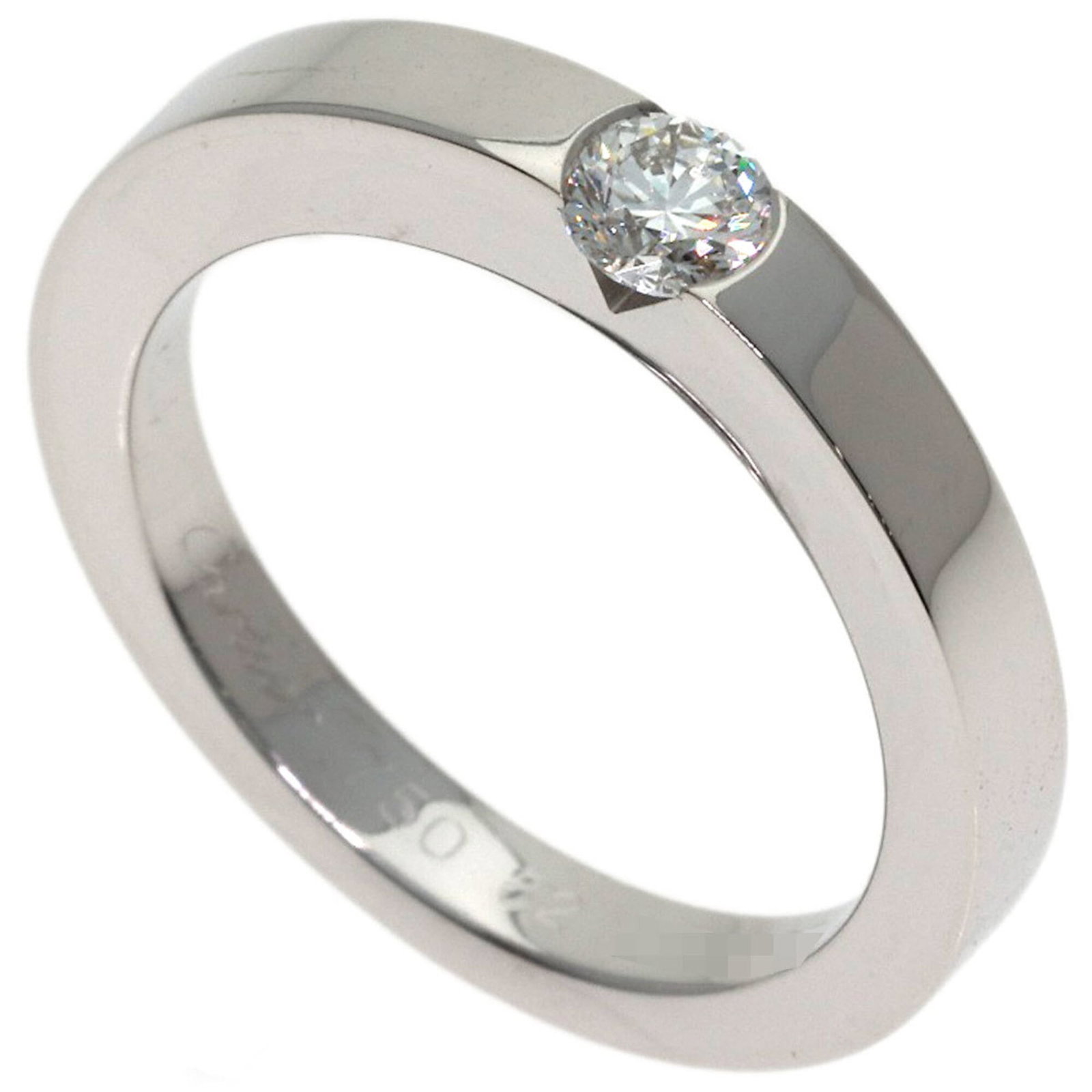 Gold White Ring Cartier Band: Gold White Ring Cartier Band White gold (18K) Cartier band ring features a diamond stone and is available in US size 6.5 and JP size 12, making it suitable for those seeking a classic style with a tou